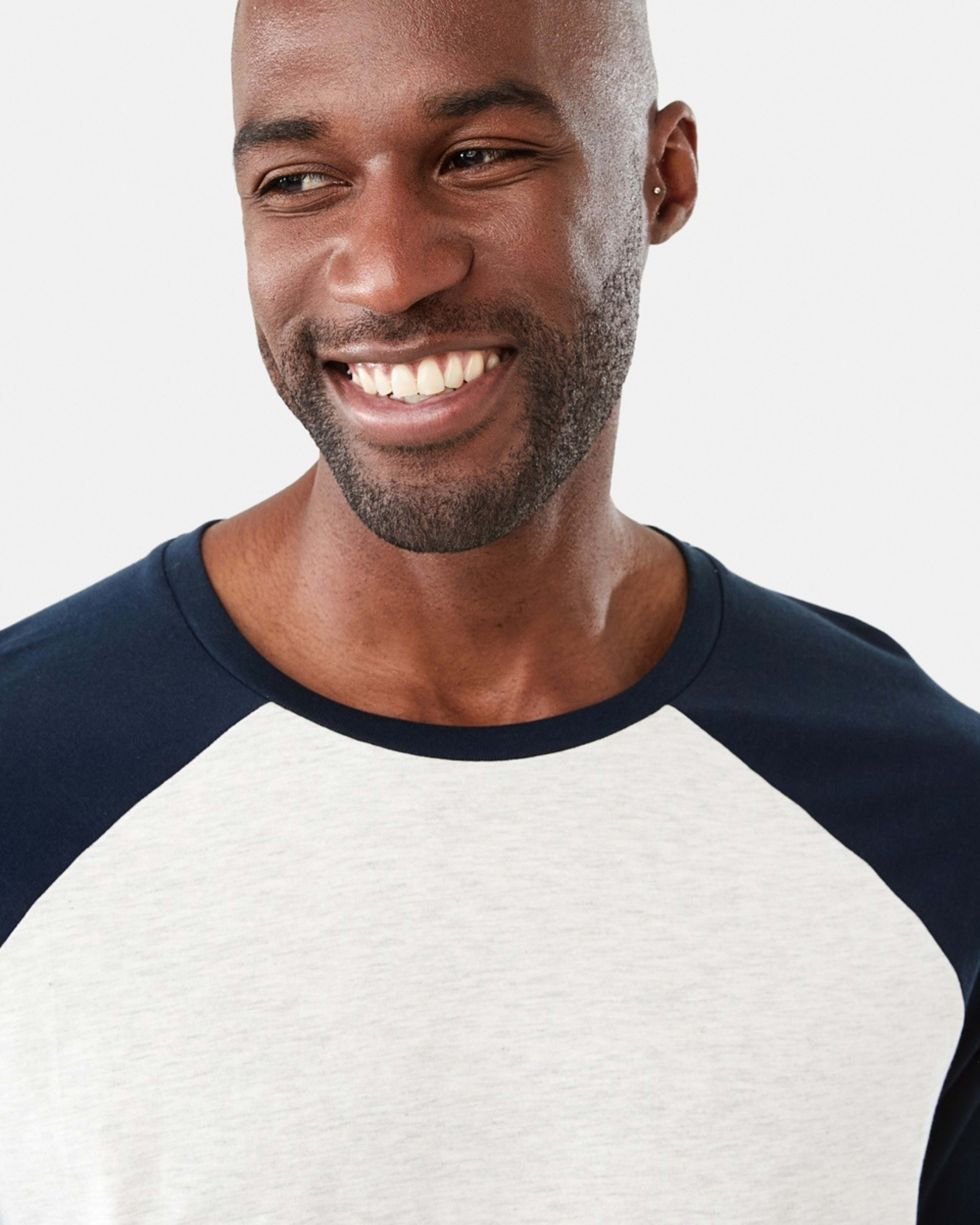 4 Long Sleeve Raglan T-shirt Sky Captain, 4 of 5