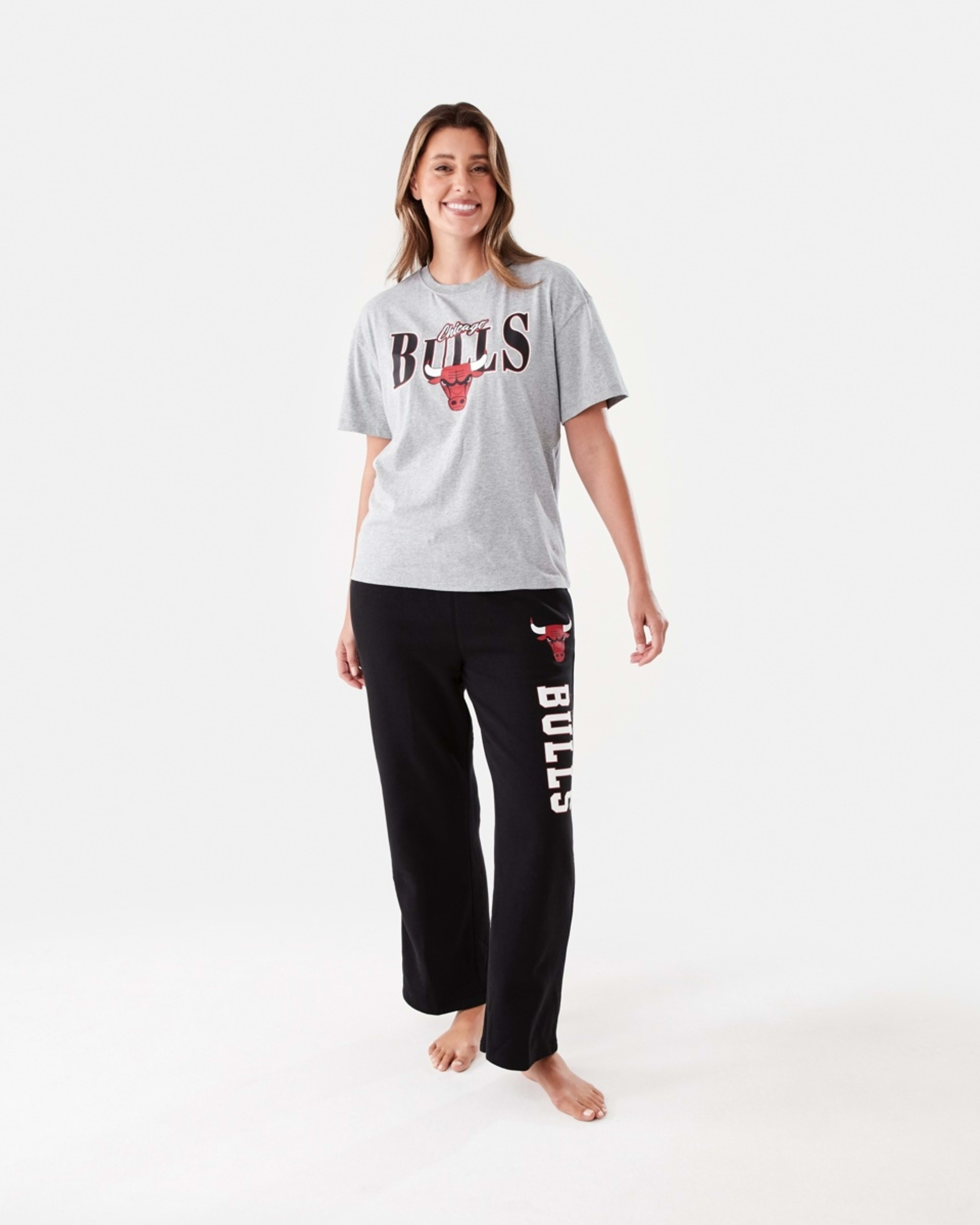 1 Official NBA Adult Lounge Pyjama Set Bulls 7c34, 1 of 8