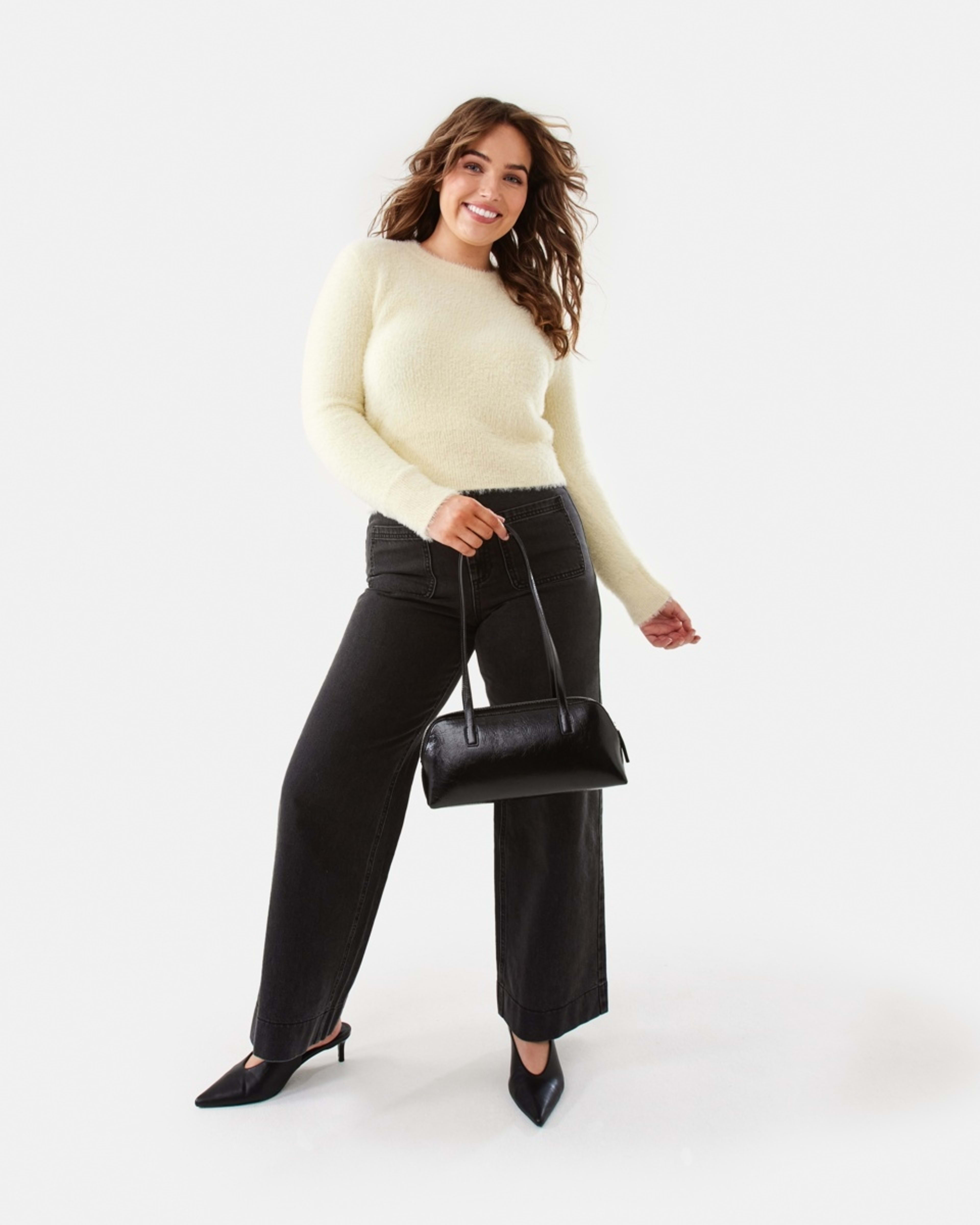 5 Shoulder Bag BLACK, 5 of 7