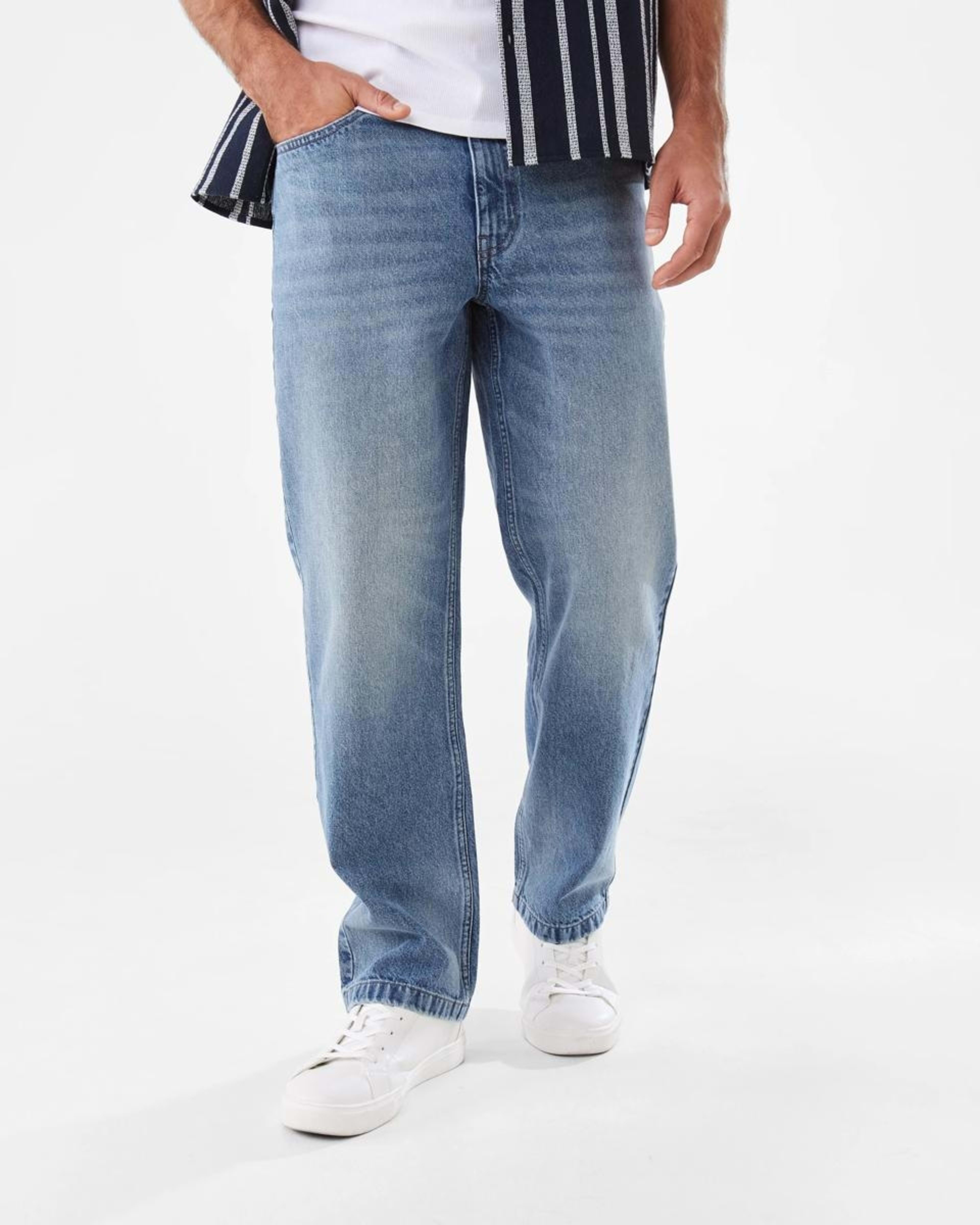 1 Relaxed Jeans MID WASH, 1 of 7
