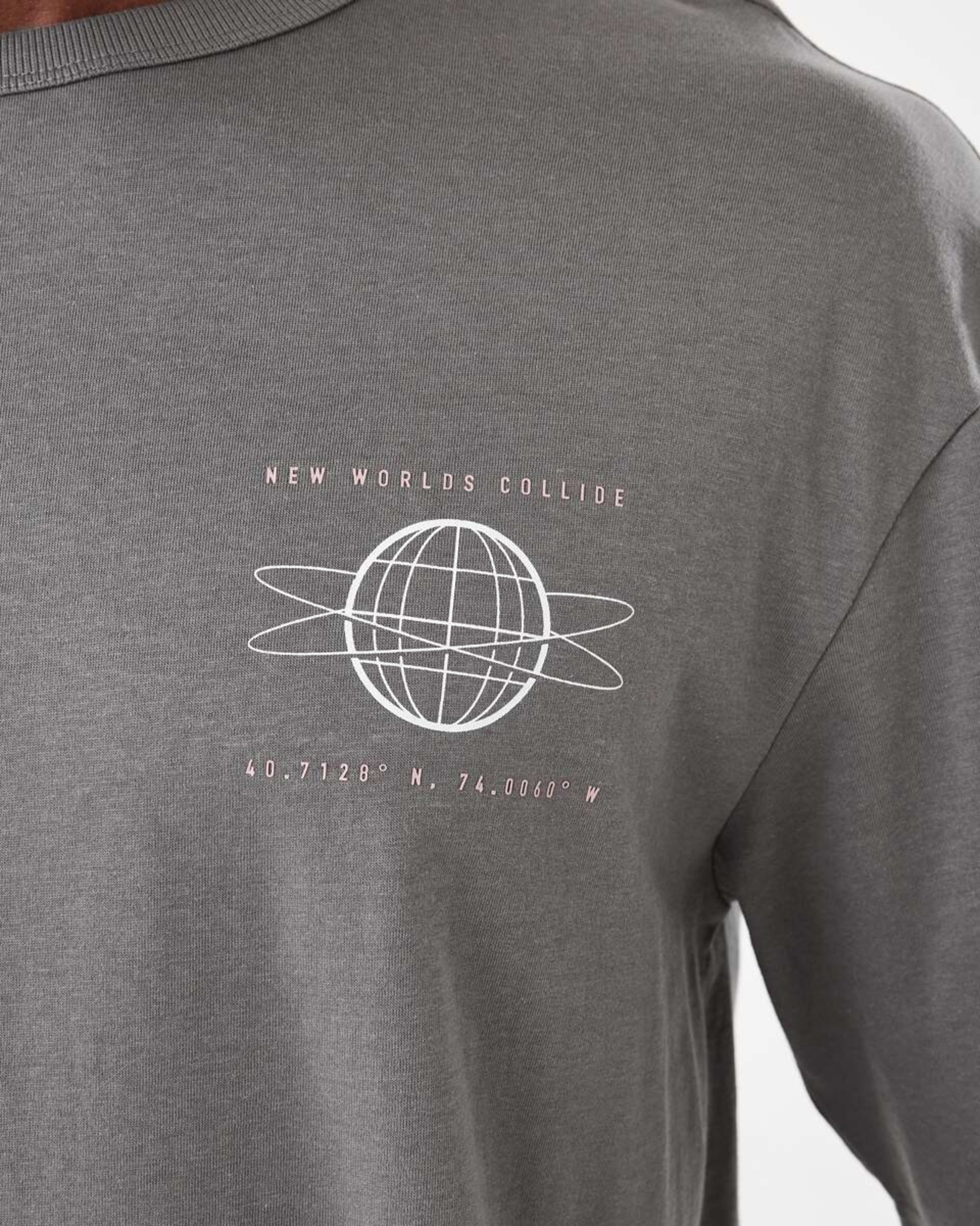 5 Oversized Graphic T-shirt Gry Grgyle, 5 of 6