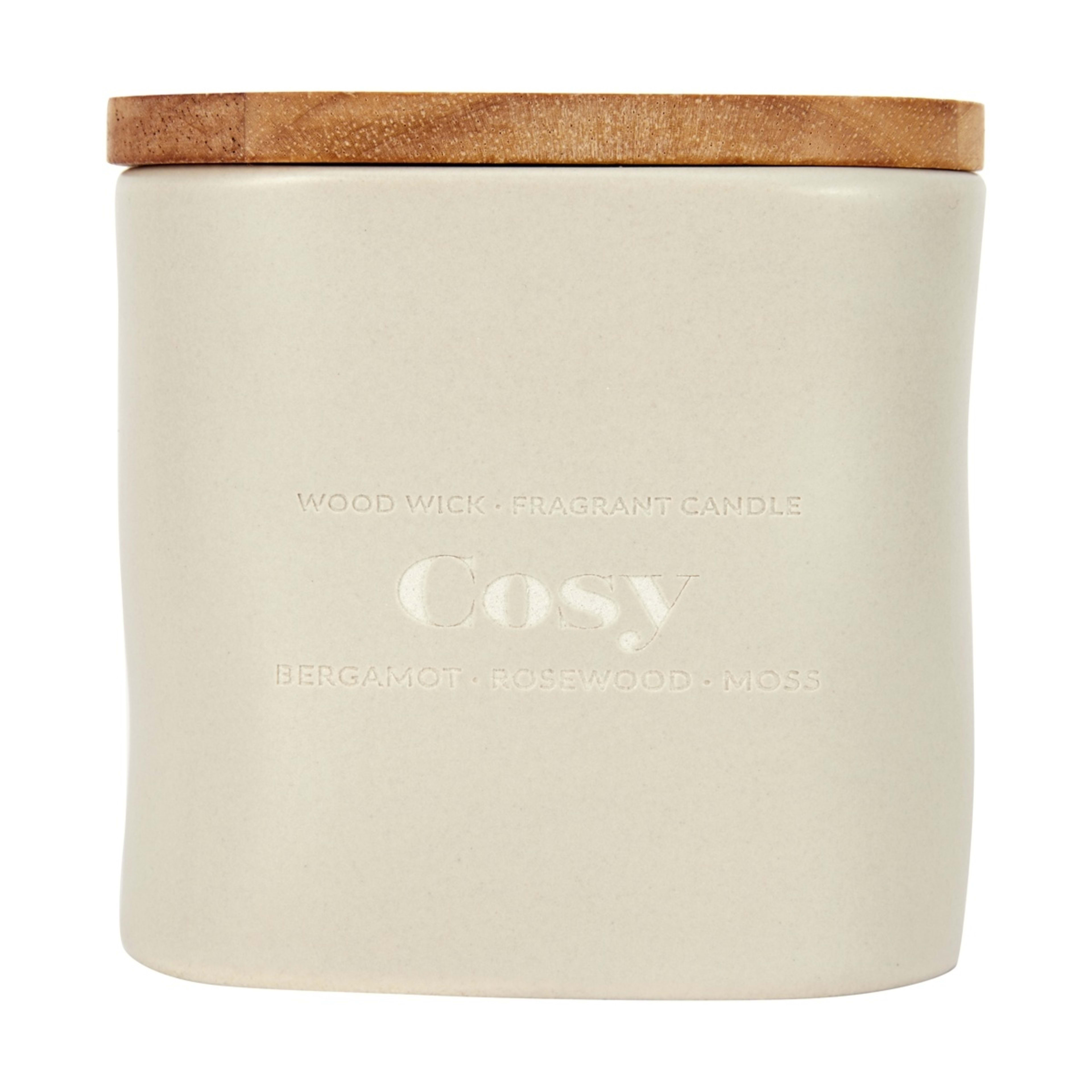 1 Cosy Wood Lid Fragrant Candle, 1 of 7