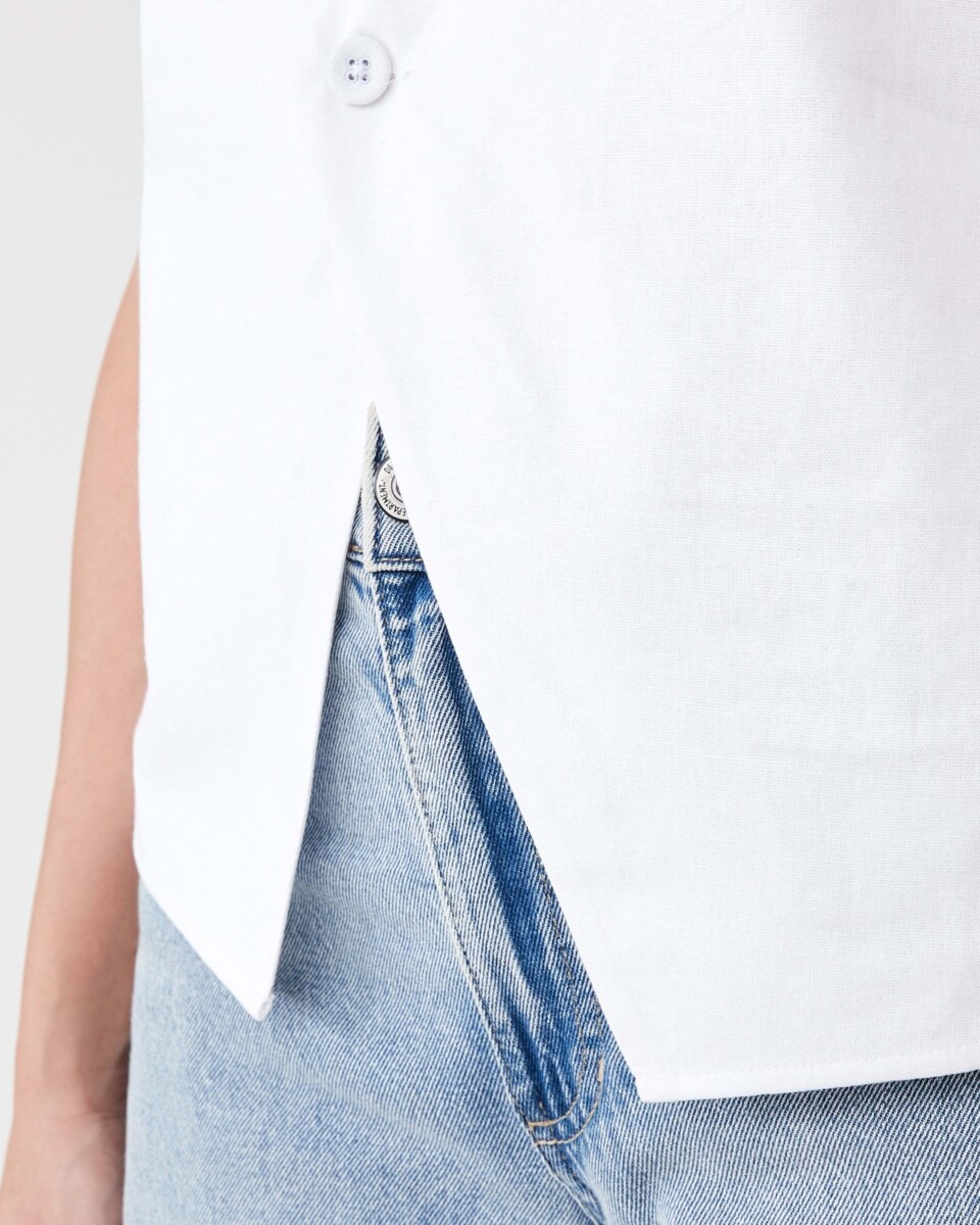 6 Sleeveless Asymmetrical Button Through Vest WHITE, 6 of 7
