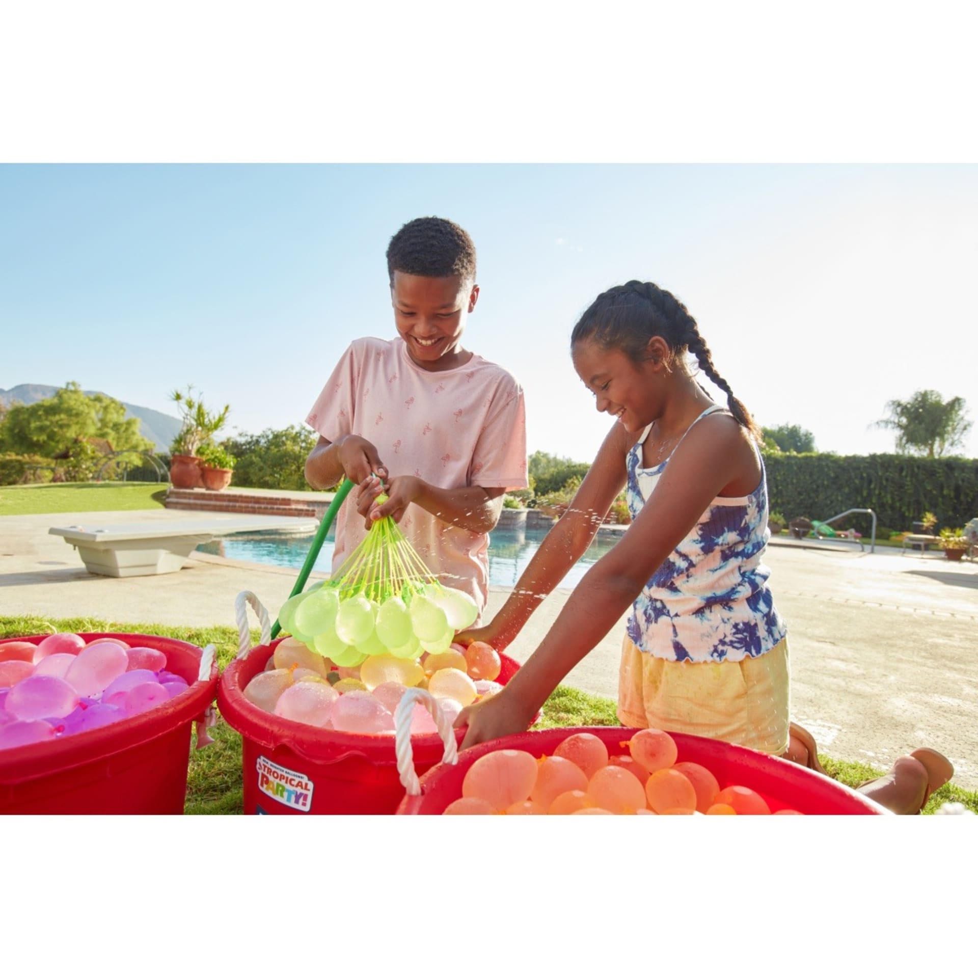 Zuru Bunch O Balloons Water Slide Wipeout and SelfSealing Water