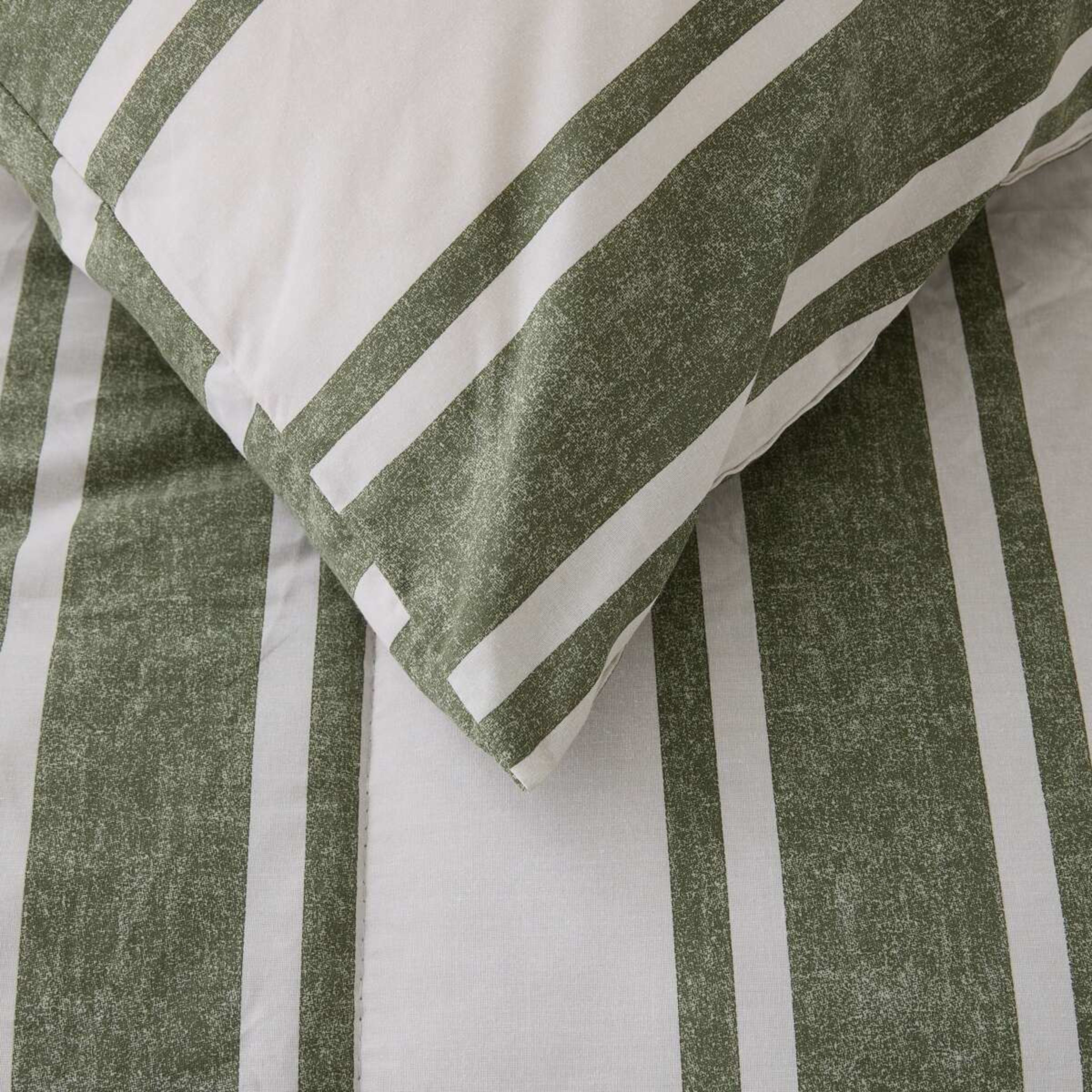 4 Eden Reversible Comforter Set - Queen Bed, Green, 4 of 7