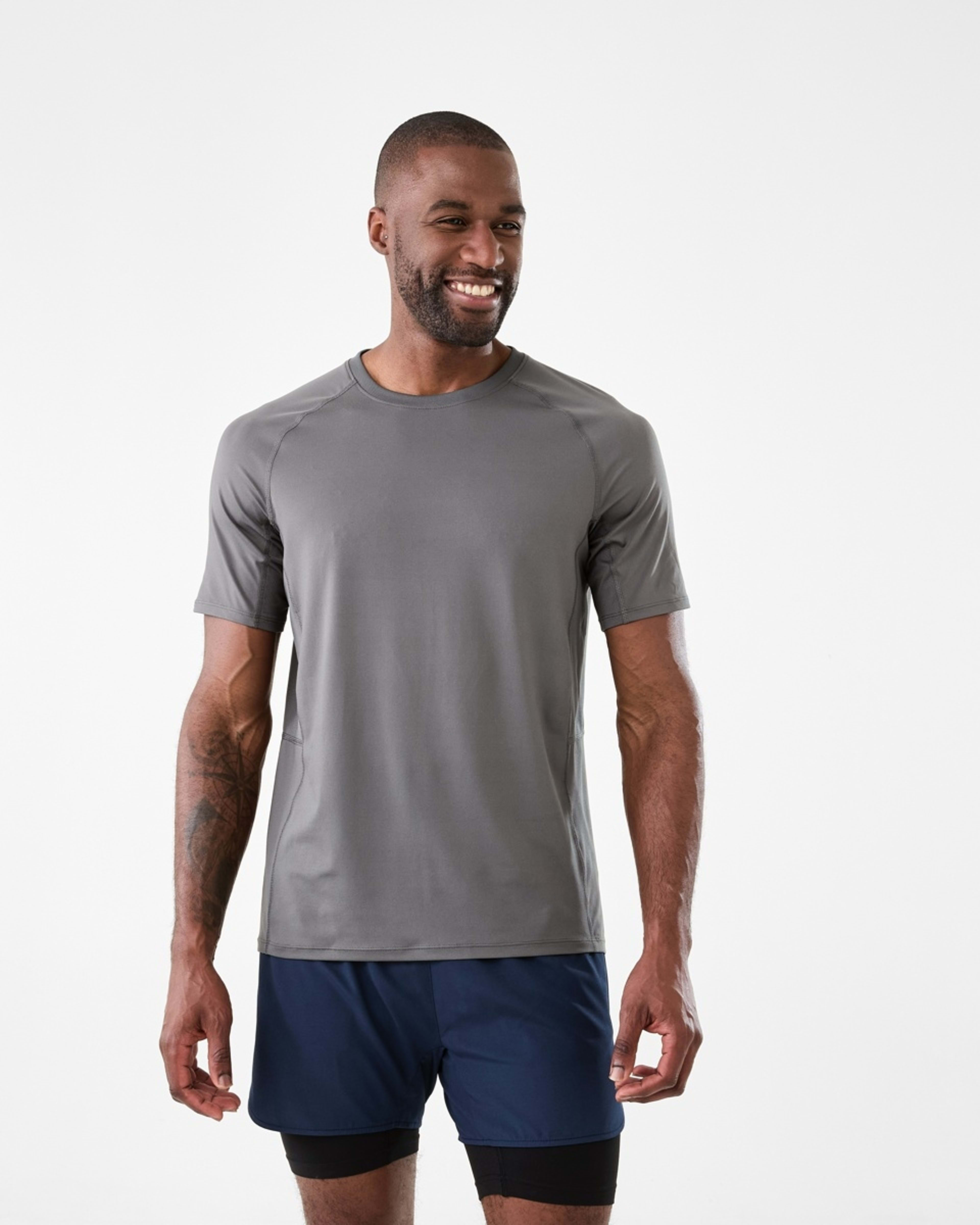 1 Active Mens Soft Touch T-shirt Gry Chelse, 1 of 7