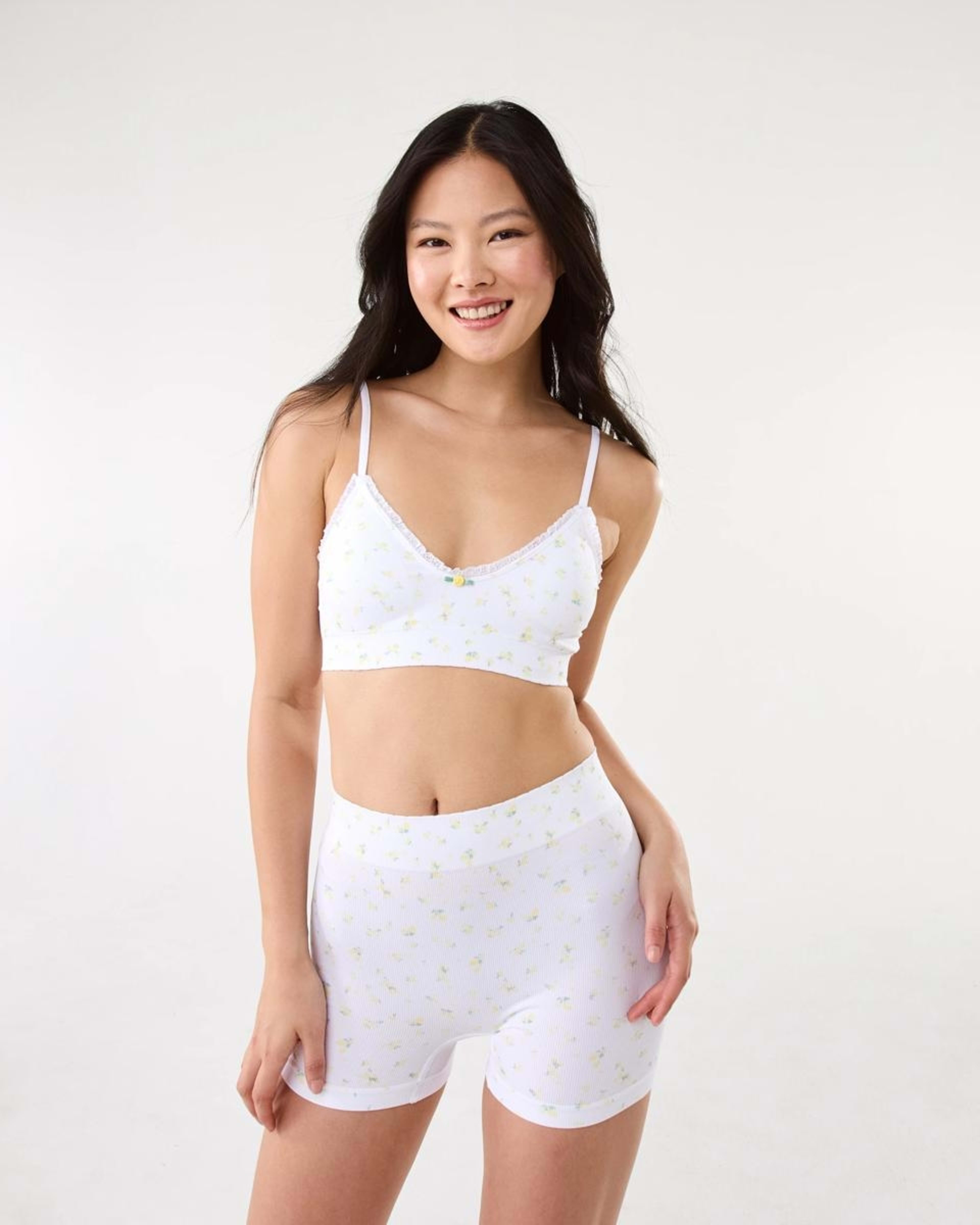 9 3 Pack Seamfree Rib Boyleg Shorties Lemoncello, 9 of 10