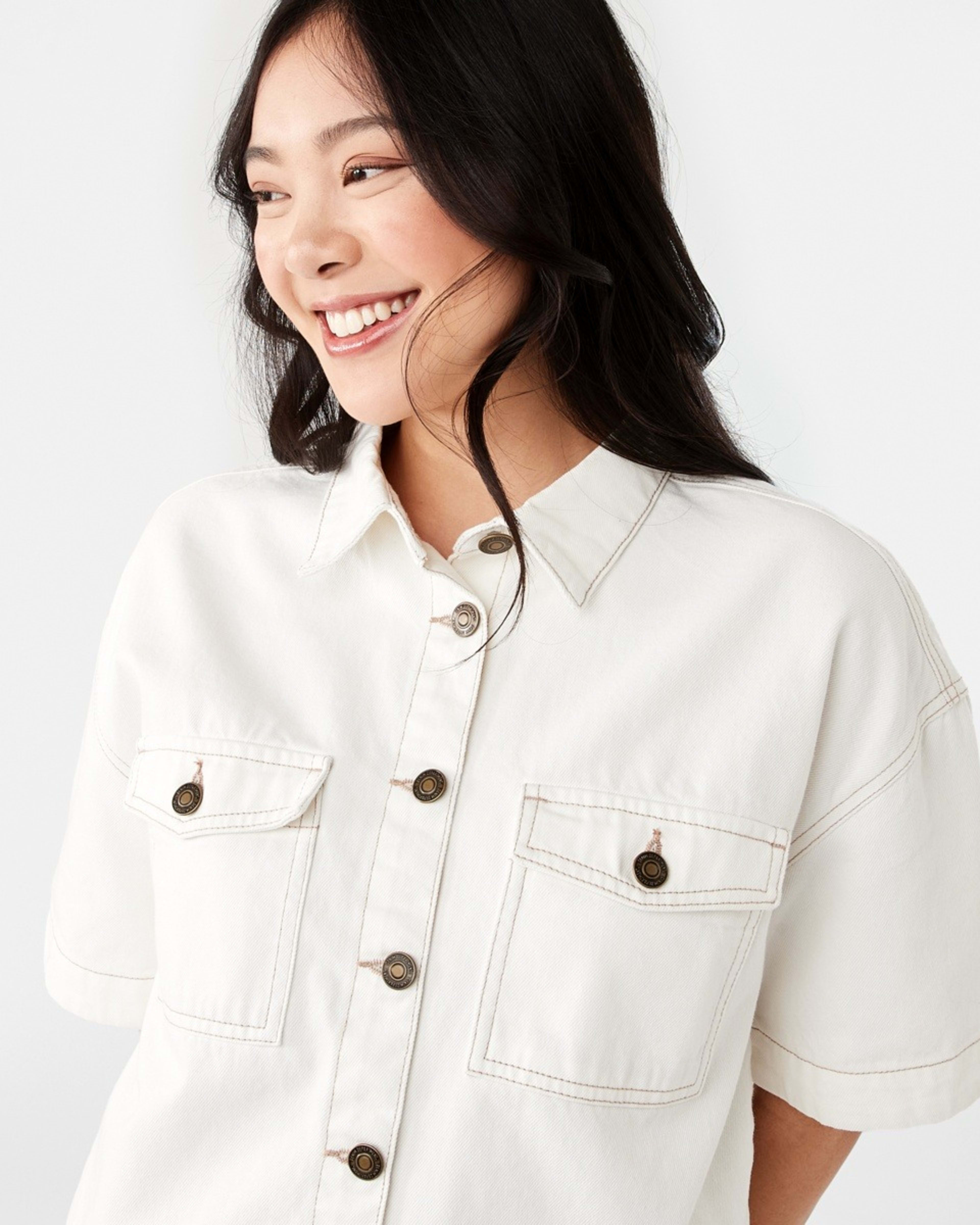 5 Short Sleeve Denim Cropped Shirt ECRU DENIM, 5 of 7