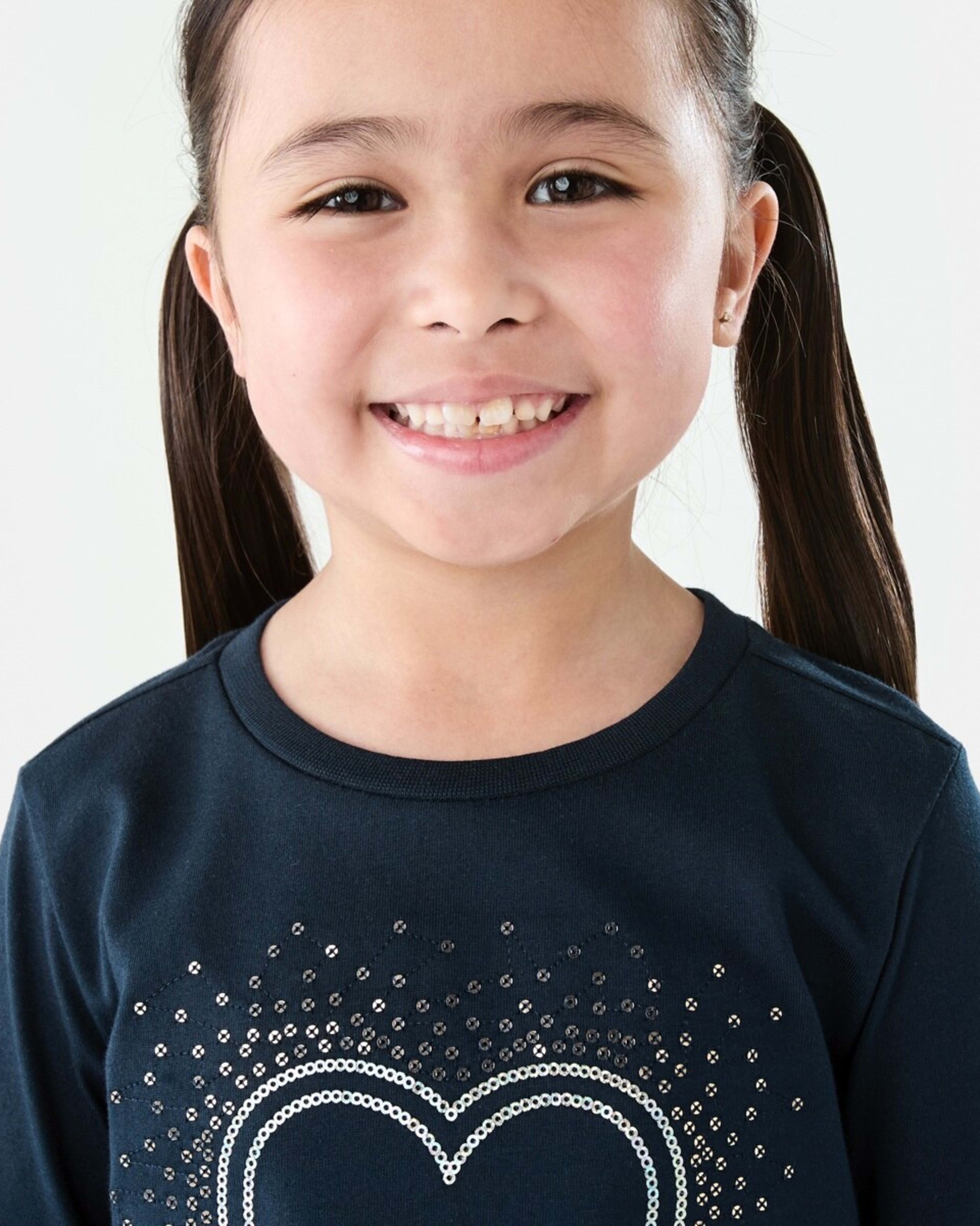 3 Sequin T-shirt Heart, 3 of 8