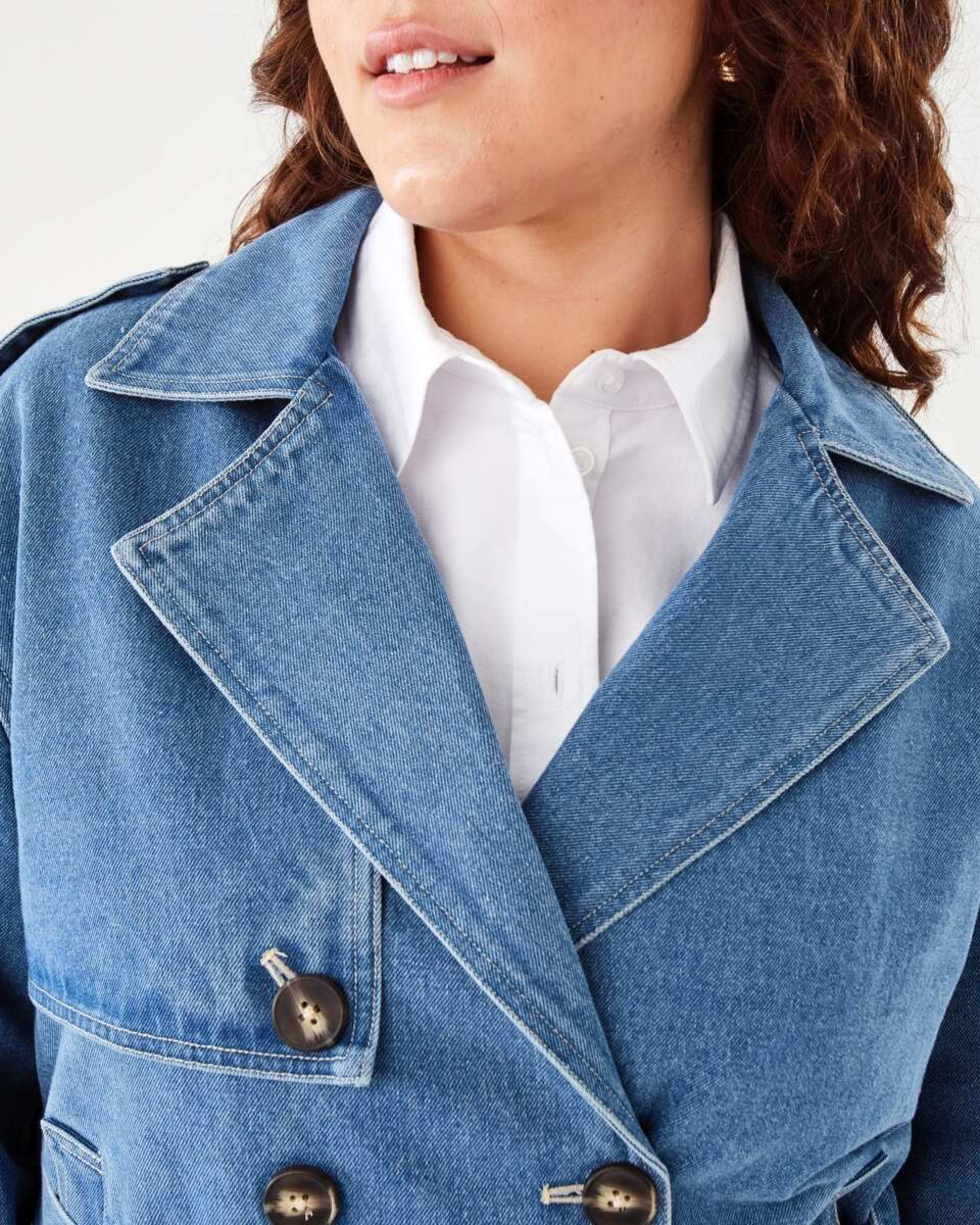 6 Denim Crop Trench Mid Wash, 6 of 10