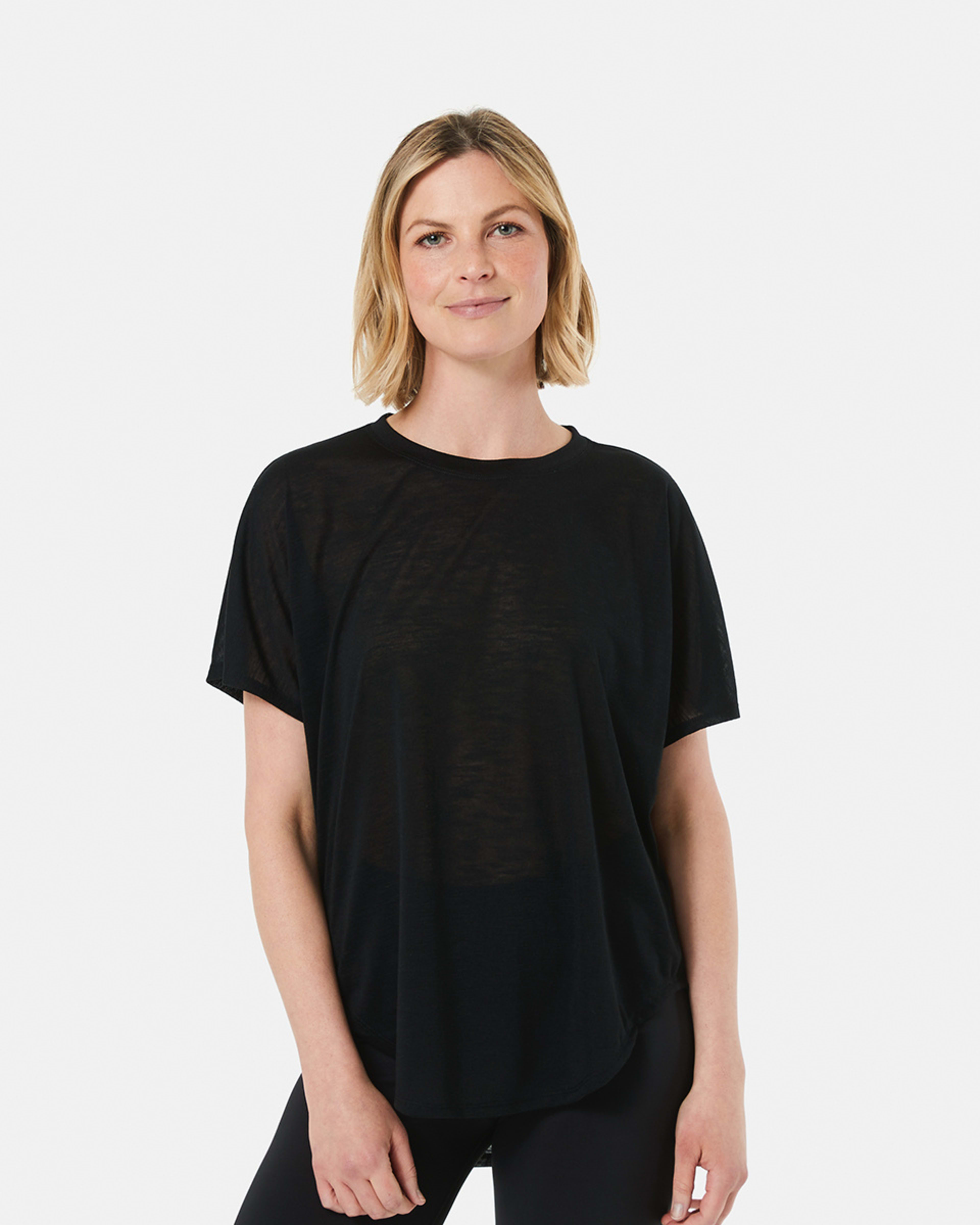 1 Active Womens Relax Sleeve T-shirt BLACK, 1 of 5