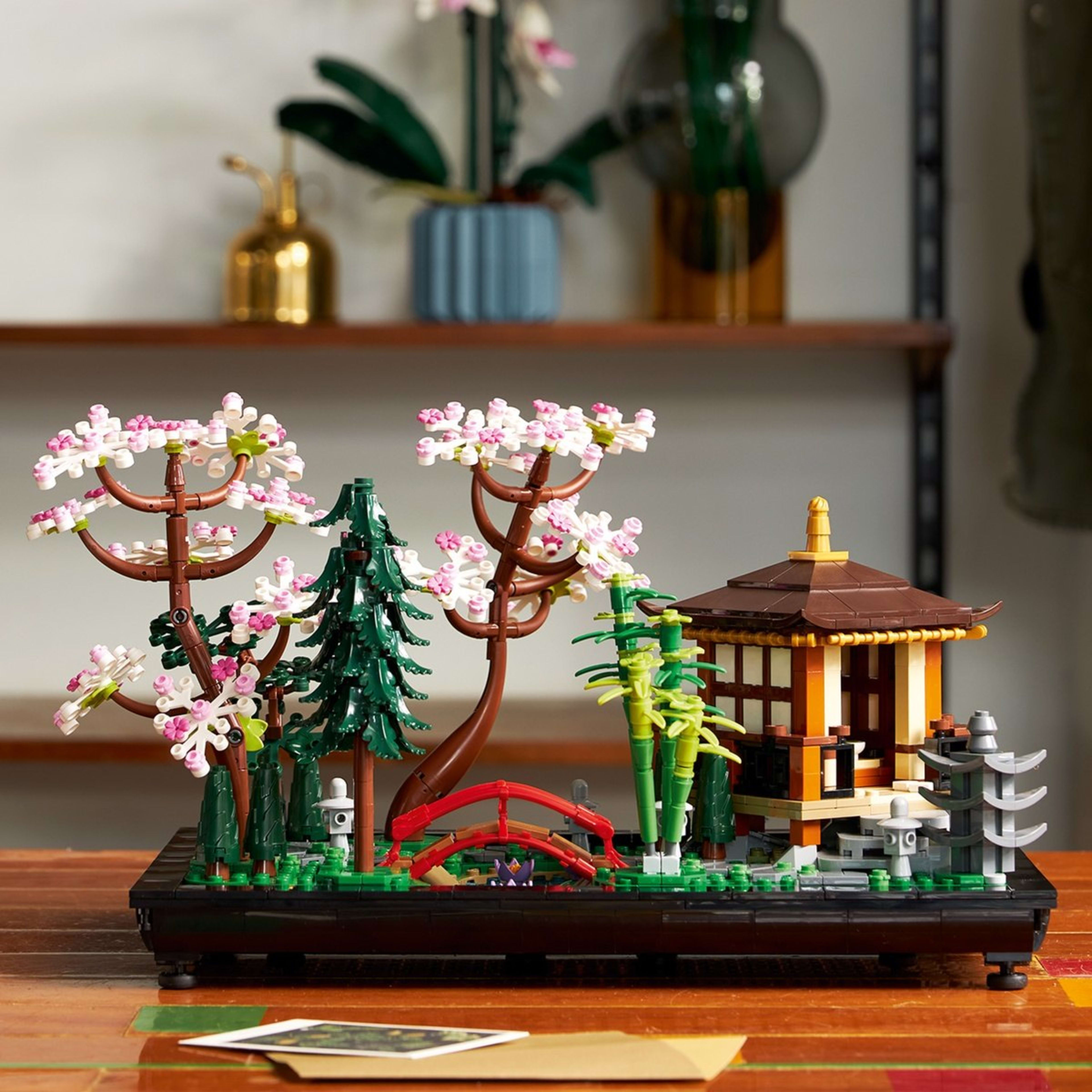 4 LEGO Icons Tranquil Garden 10315, 4 of 11