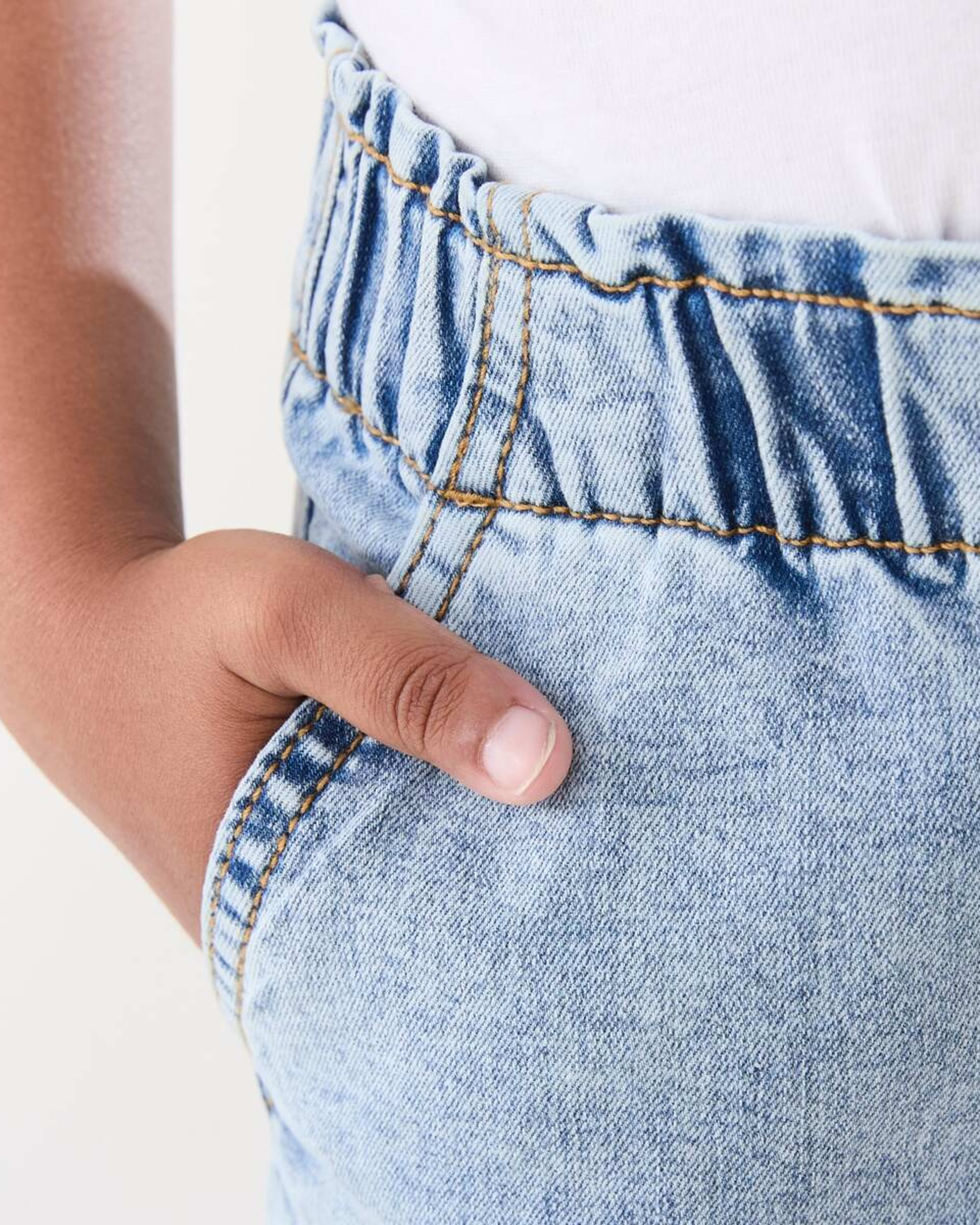 3 Denim Shorts LIGHT WASH, 3 of 6
