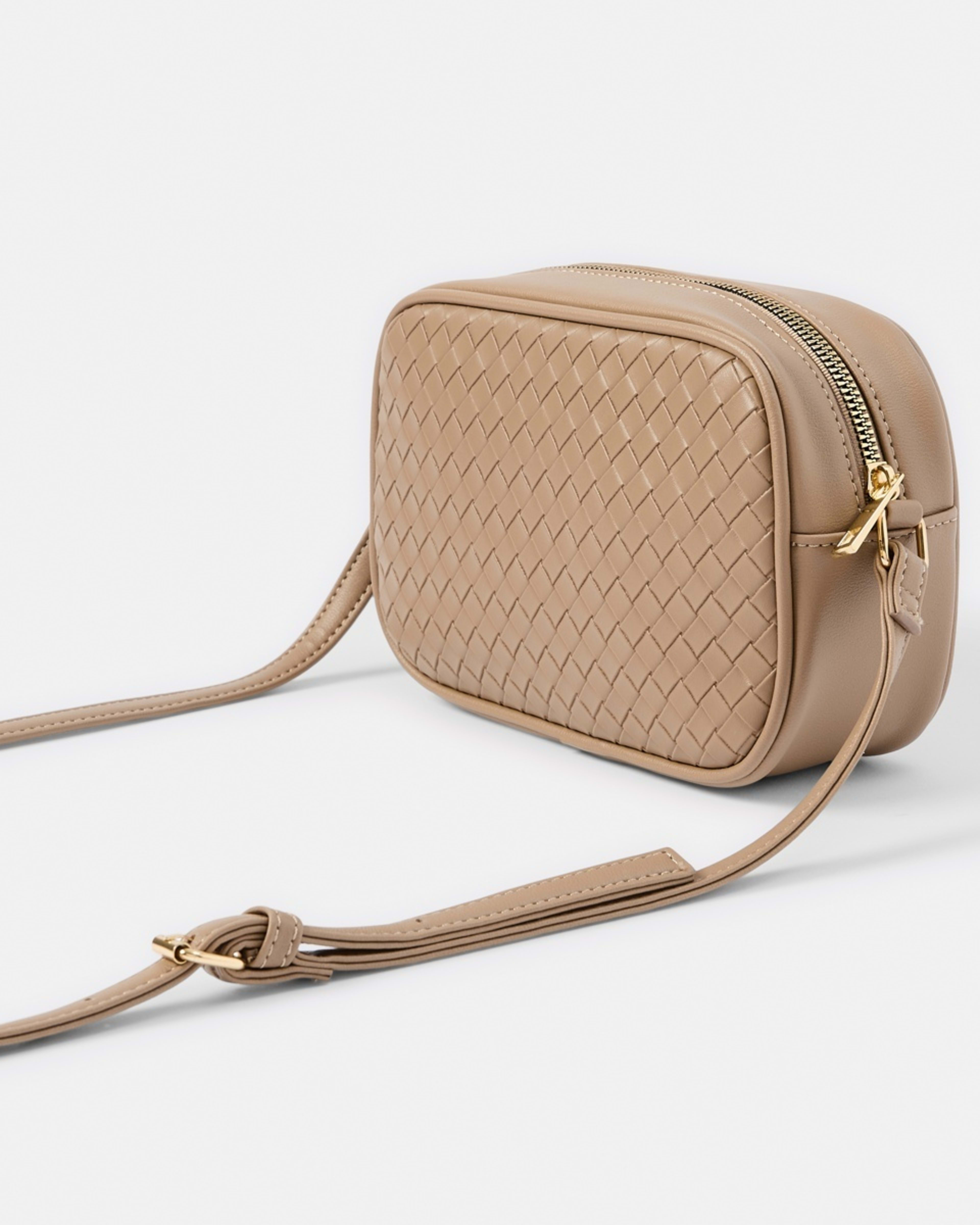 2 Woven Crossbody Bag HAZELNUT LATTE, 2 of 6