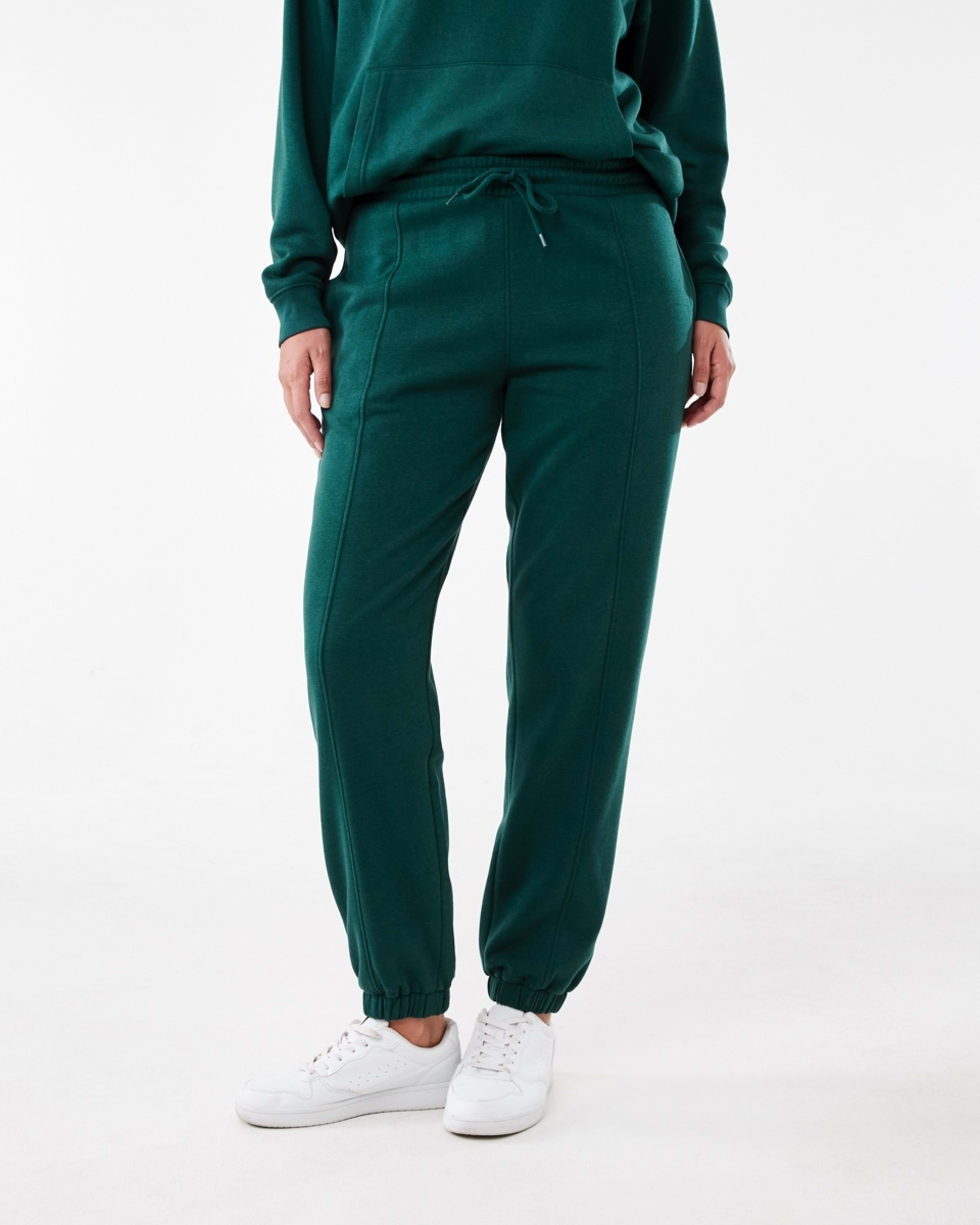 1 Active Womens Cuffed Trackpants YUCCA GREEN