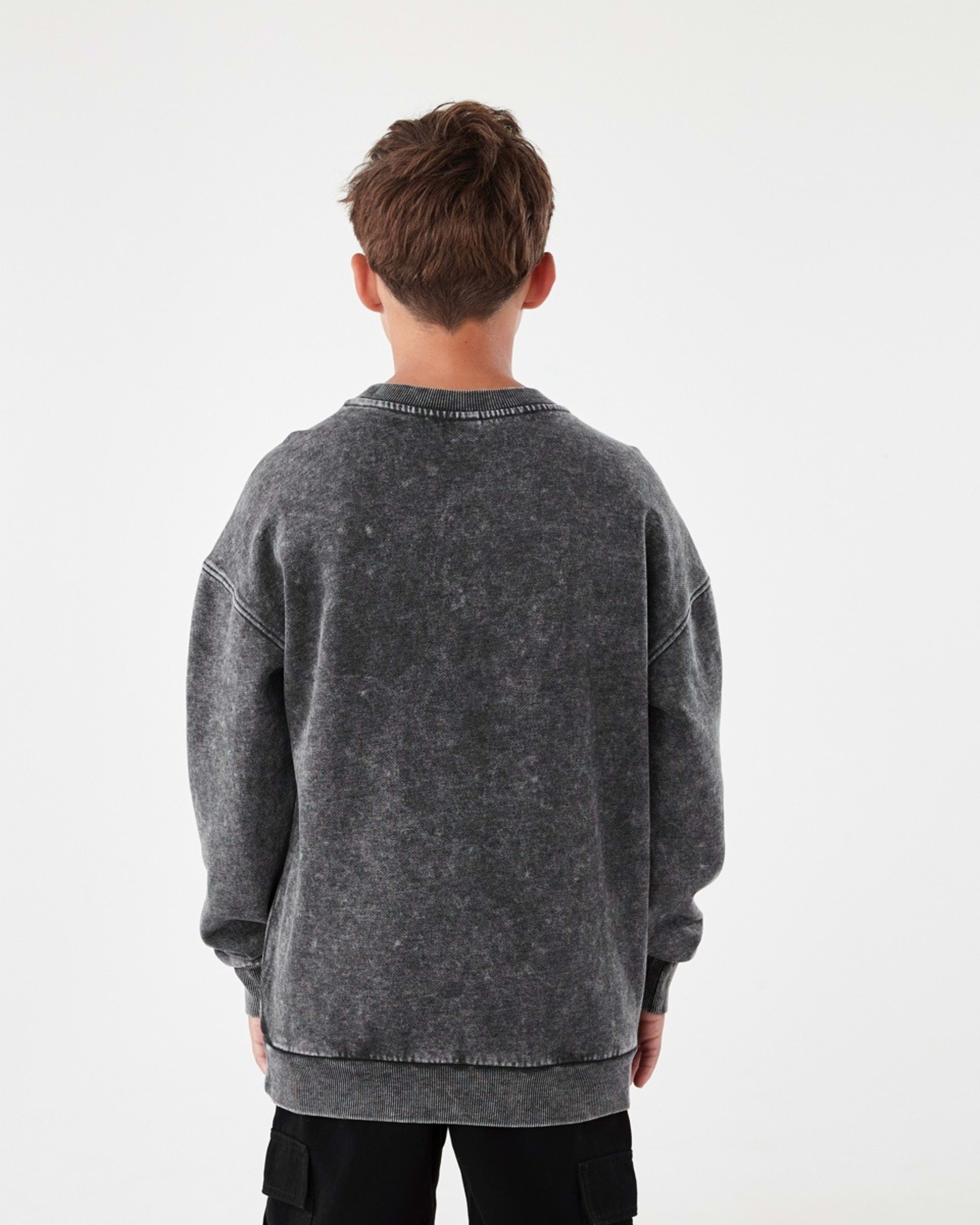 2 Oversized Washed Crew Neck Sweatshirt Black, 2 of 6