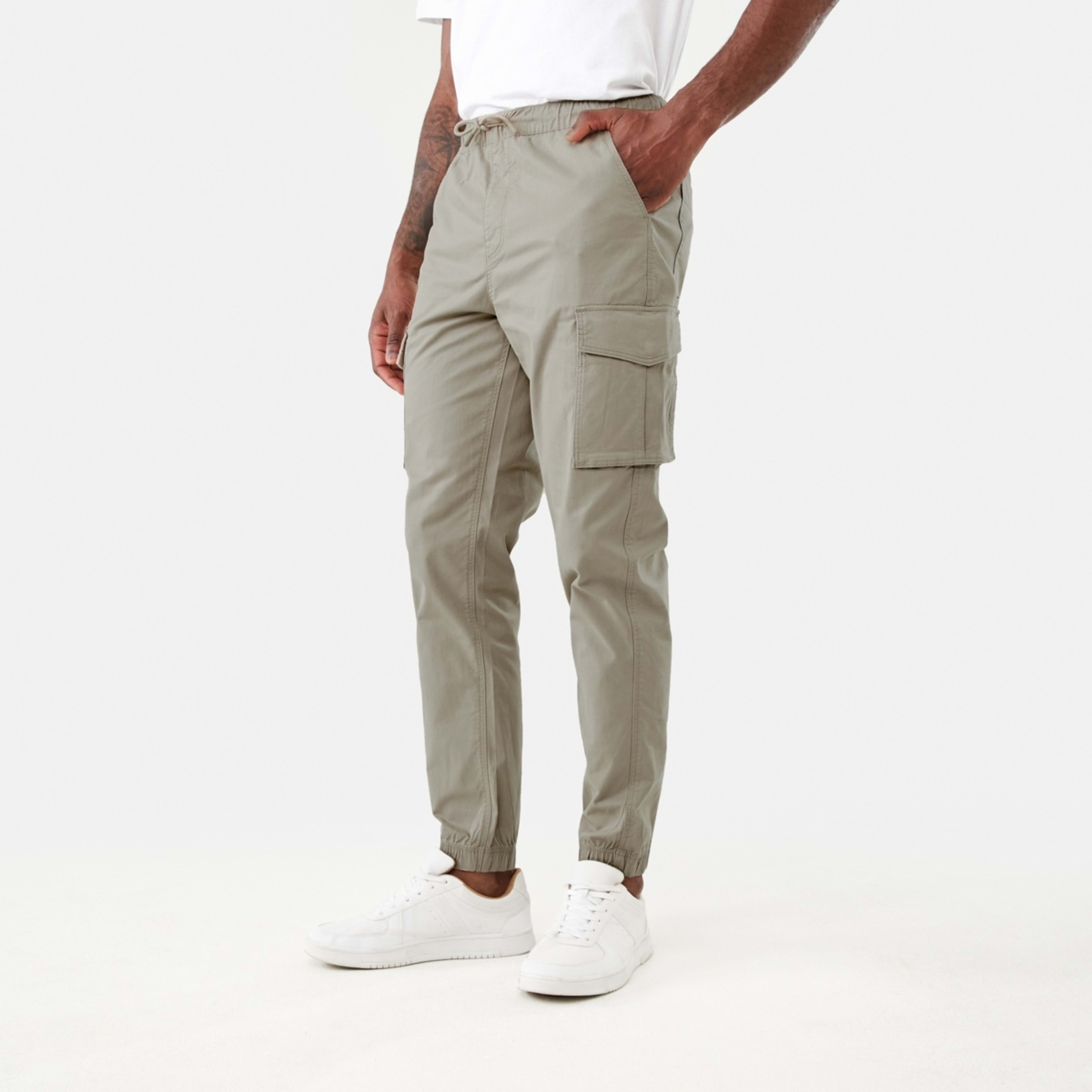 2 Elastic Waist and Cuffed Cargo Pants Aluminium, 2 of 7