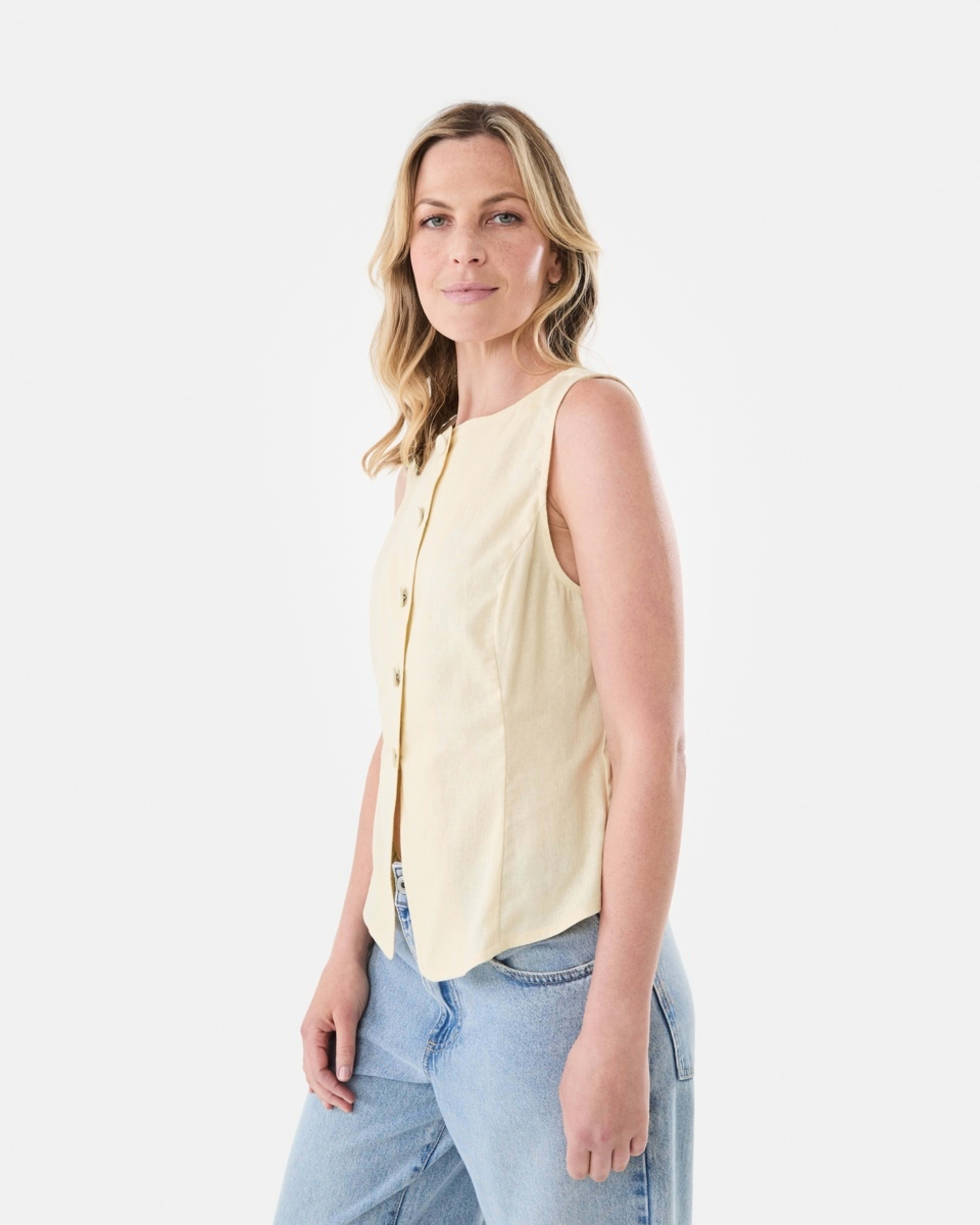 2 Sleeveless Crew Neck Linen Blend Waistcoat Ylw Straw, 2 of 6