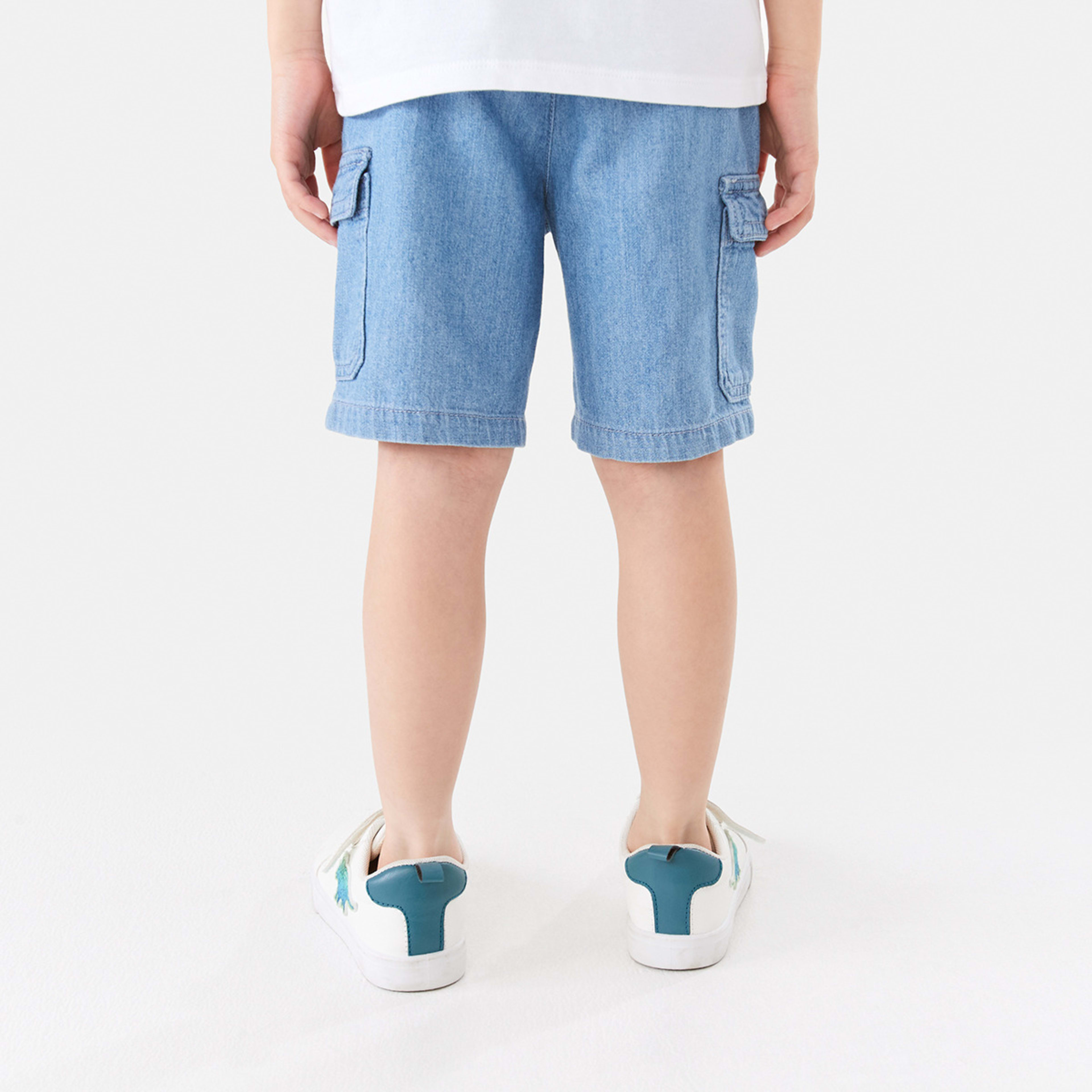 2 Cargo Denim Shorts Light Wash, 2 of 8
