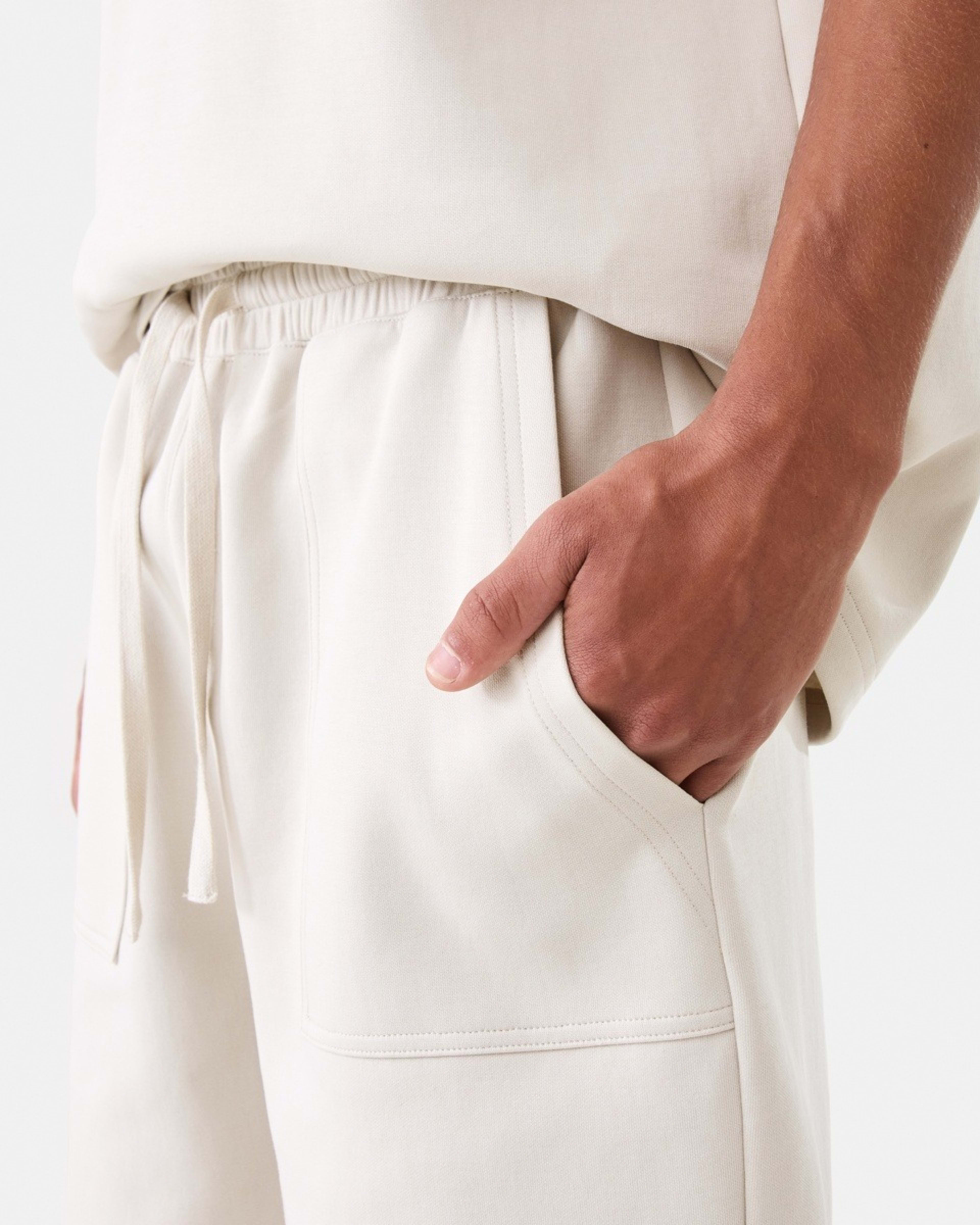 6 Elastic Waist Interlock Knit Shorts DUNE, 6 of 7