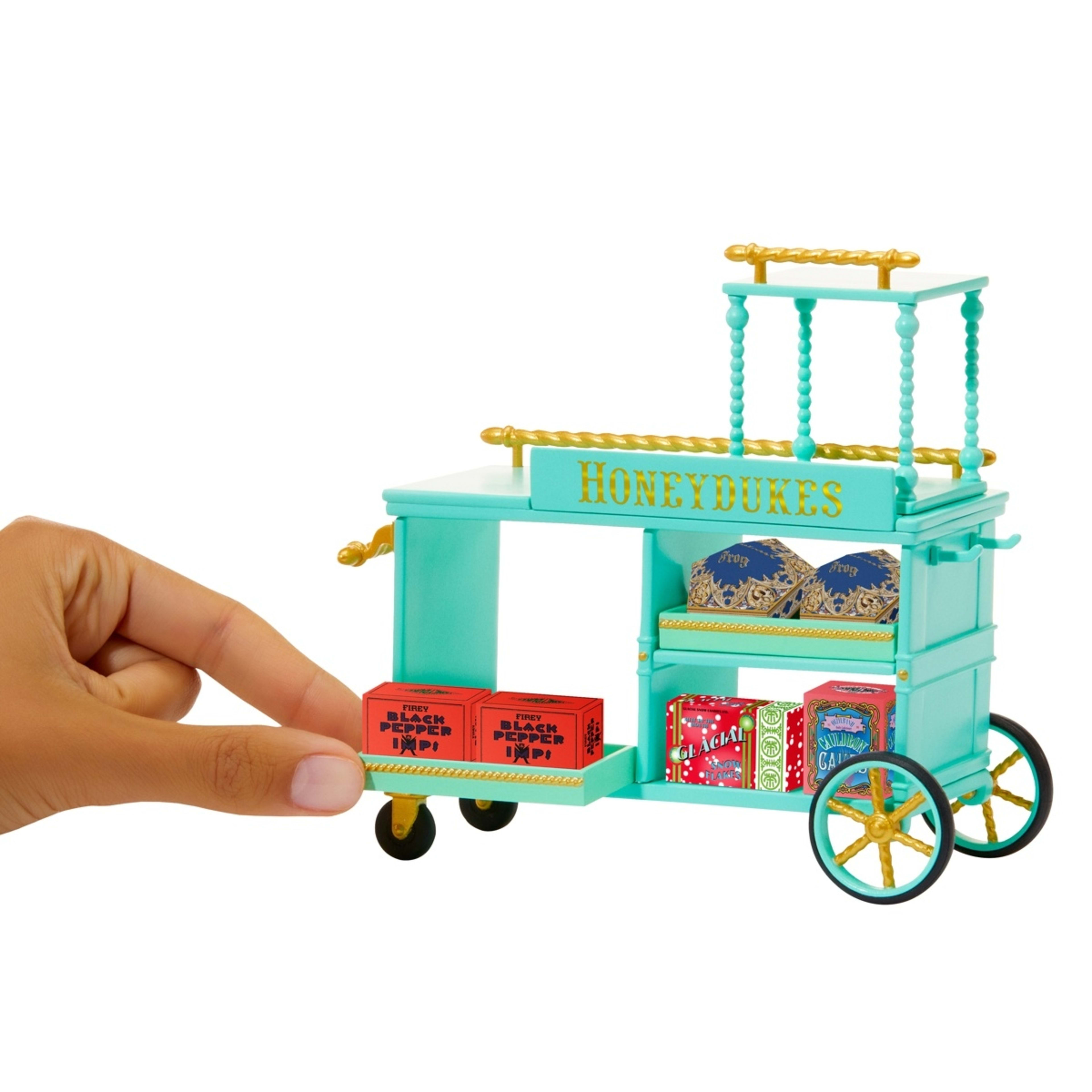 4 MGA's Miniverse: Make It Mini Harry Potter Honeydukes Playset, 4 of 5