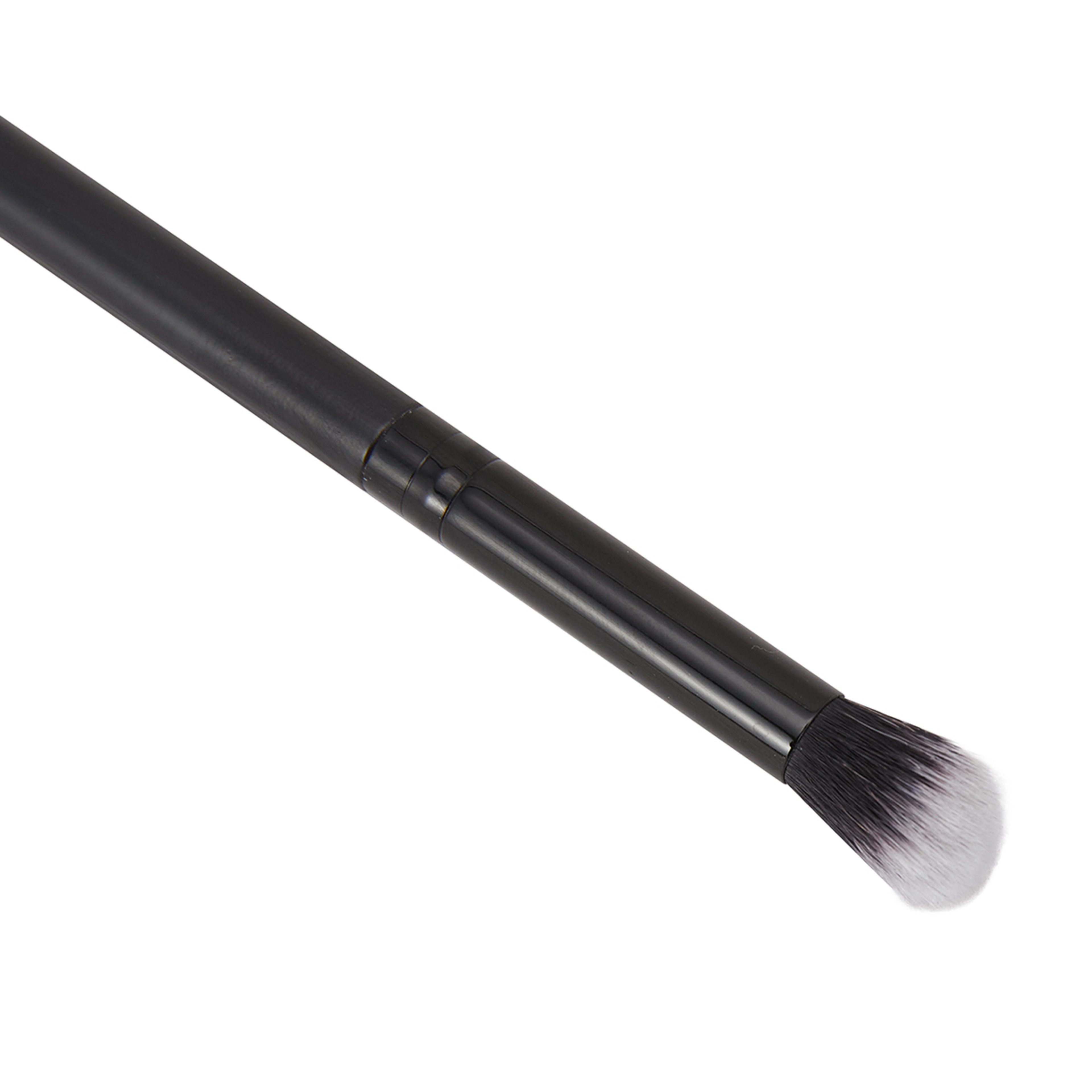 3 OXX Cosmetics Eye Blender Brush - Black, 3 of 5