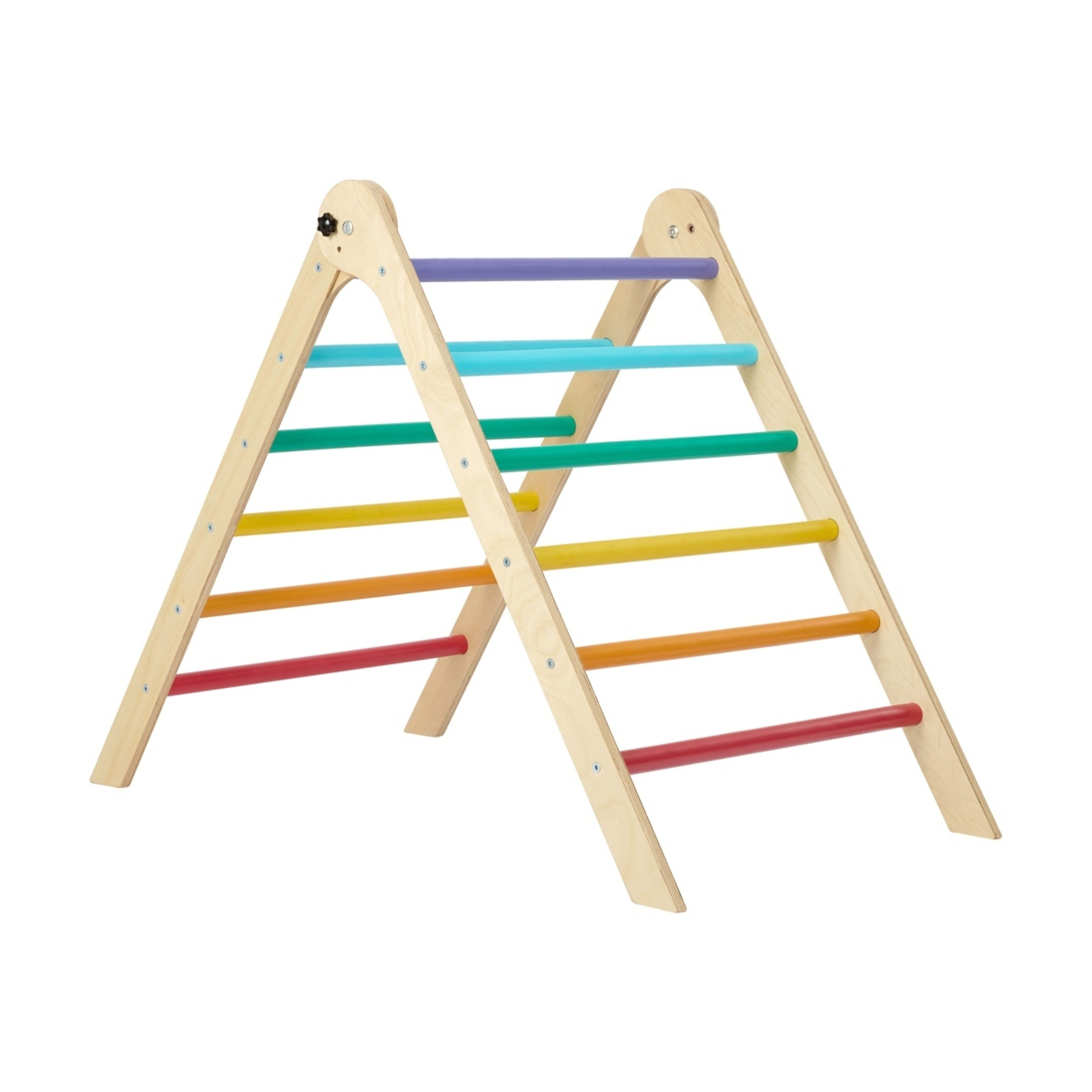 1 Wooden Climbing Frame