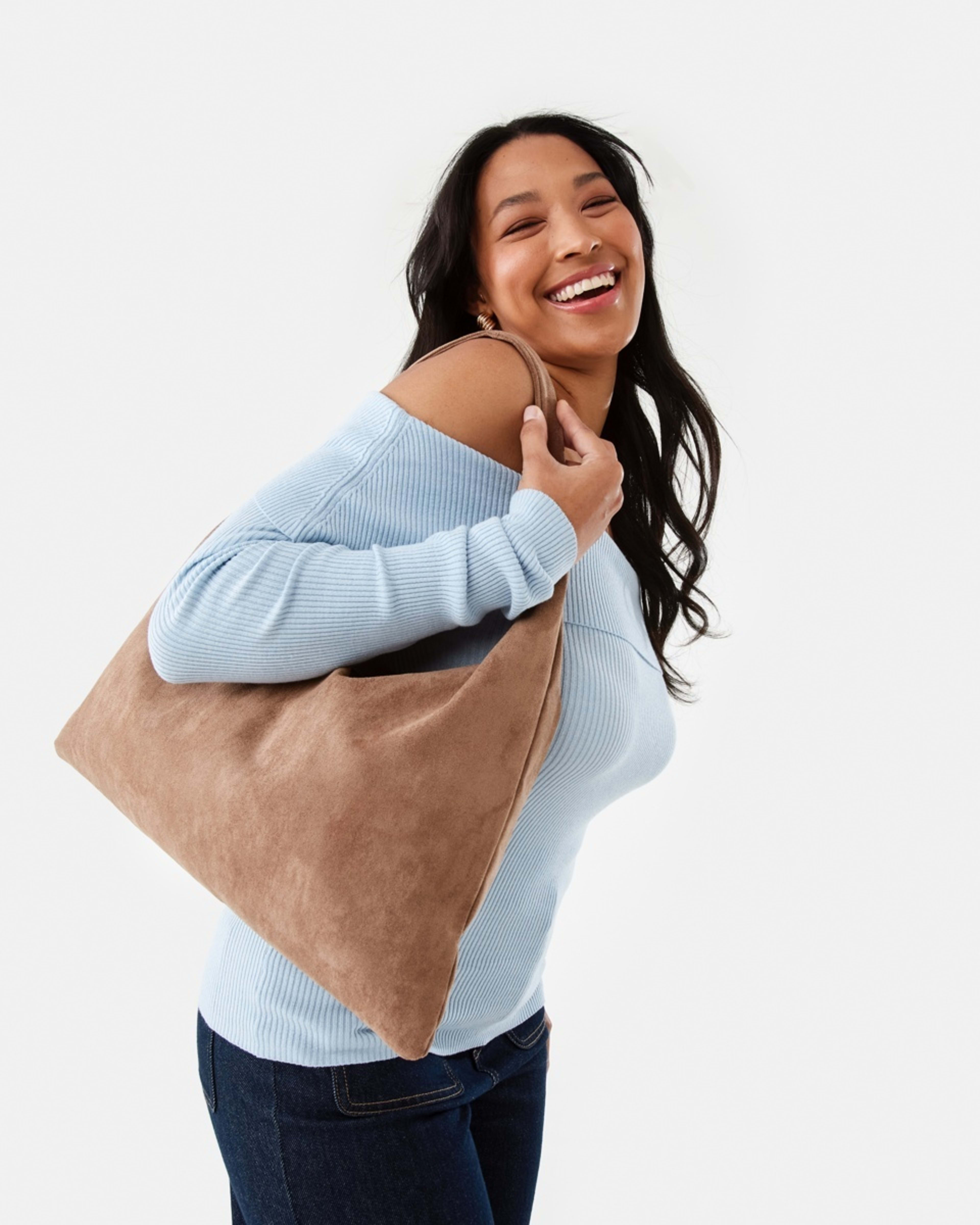 5 Shoulder Bag Soft Mocha, 5 of 6