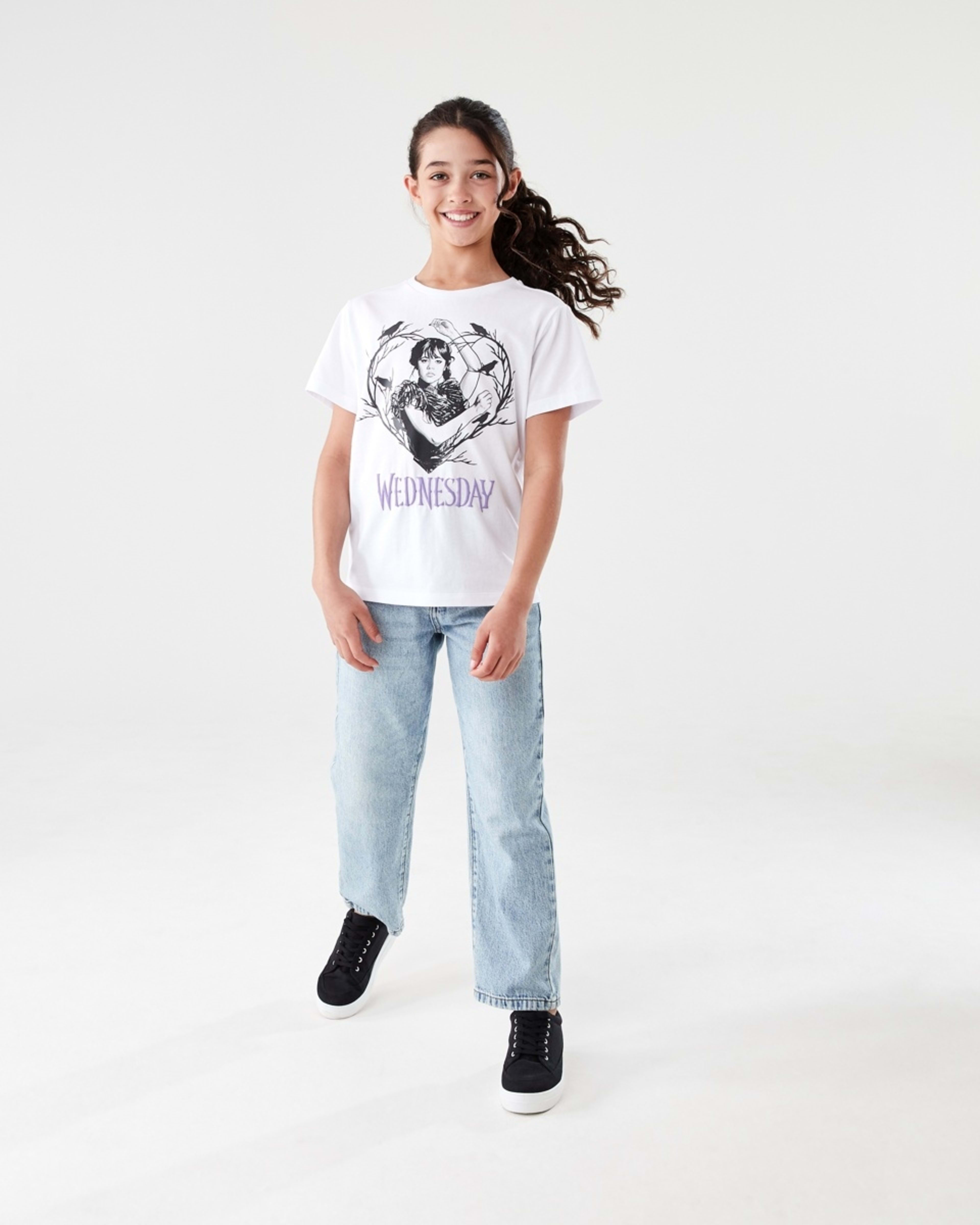 5 Wednesday License T-shirt WEDNESDAY ADDAMS TREE HEART, 5 of 6