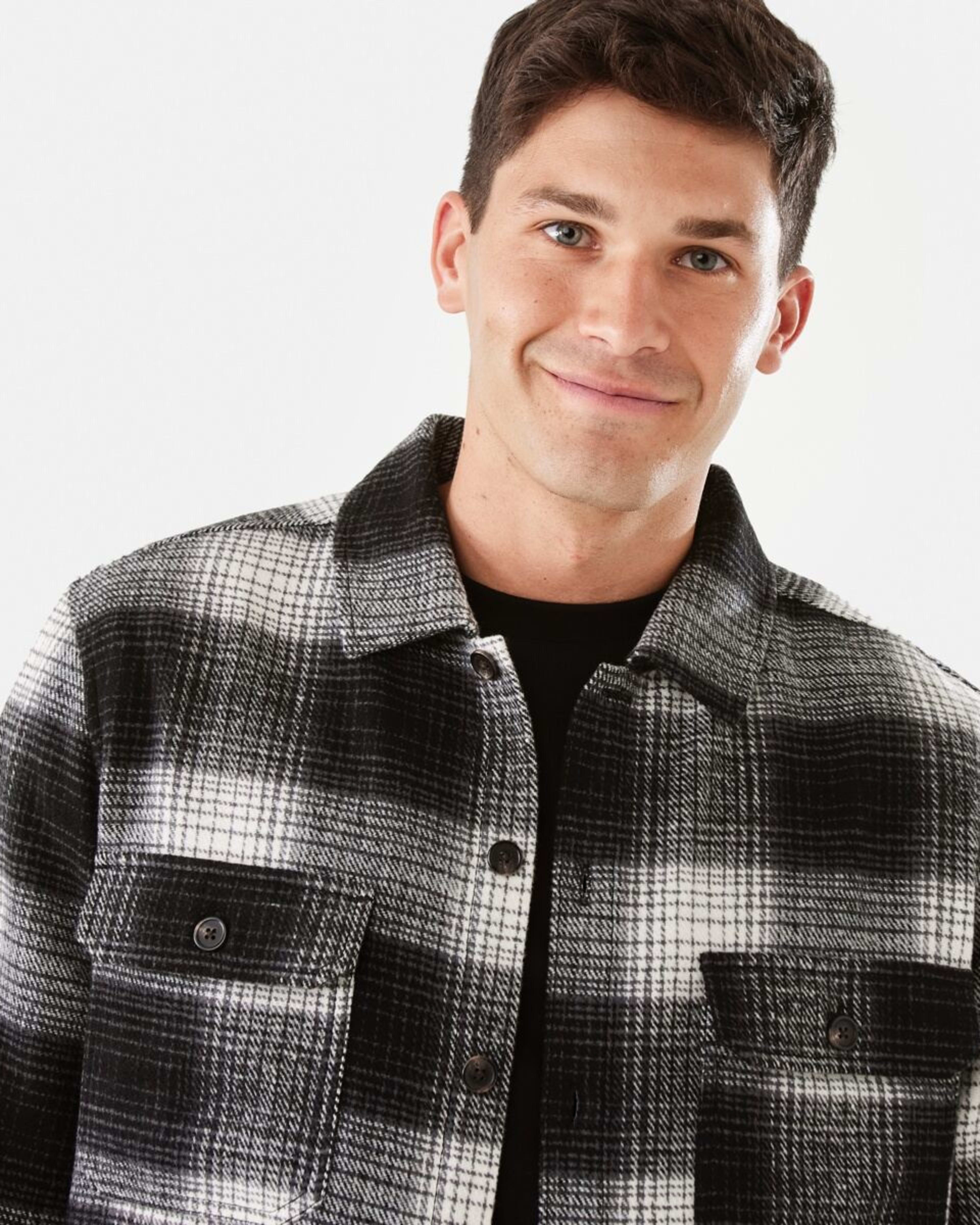 5 Long Sleeve Check Overshirt Blk Check, 5 of 8