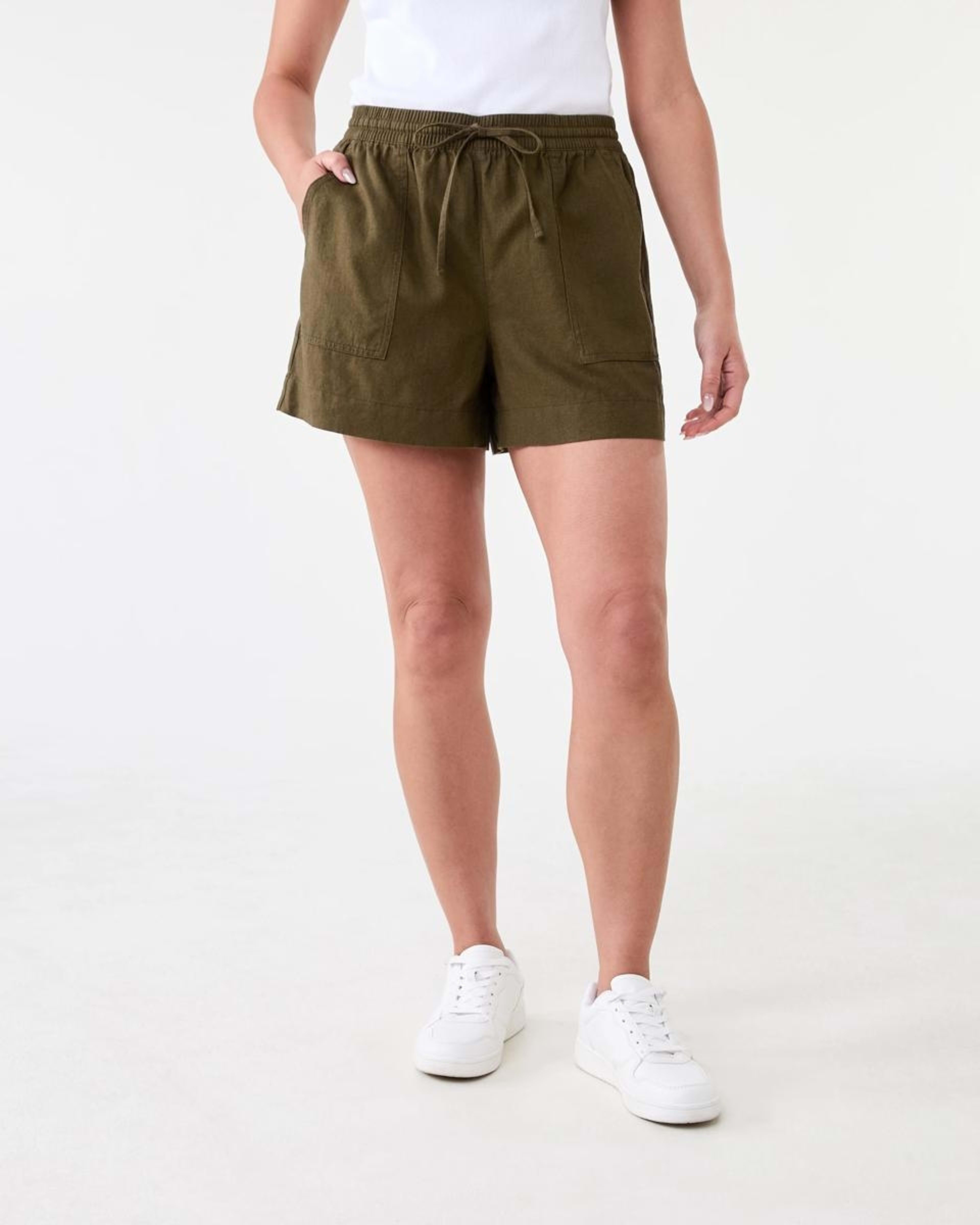 6 Linen Blend Patch Pocket Shorts Deep Olive, 6 of 6