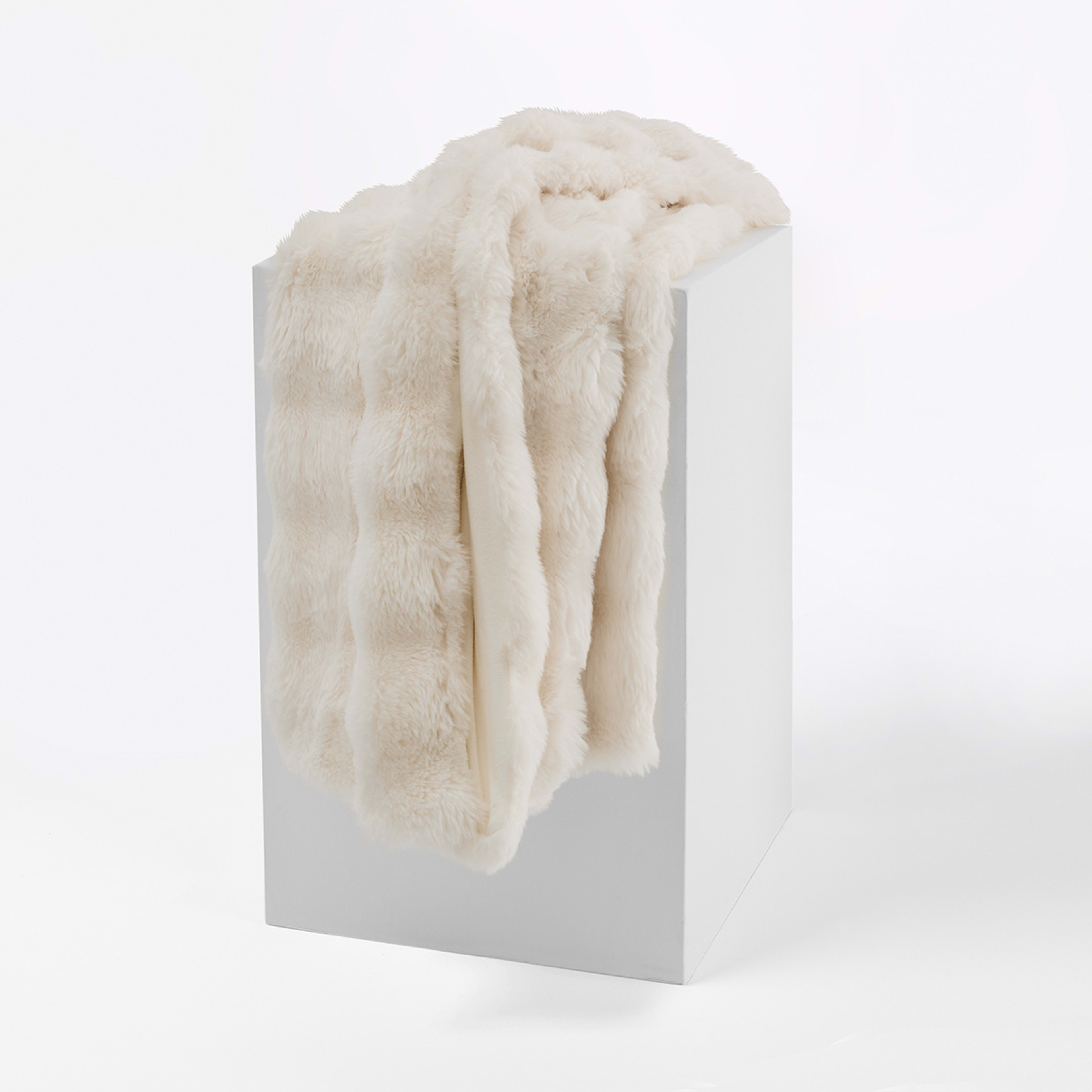 1 Faux Fur Throw - White, 1 of 6