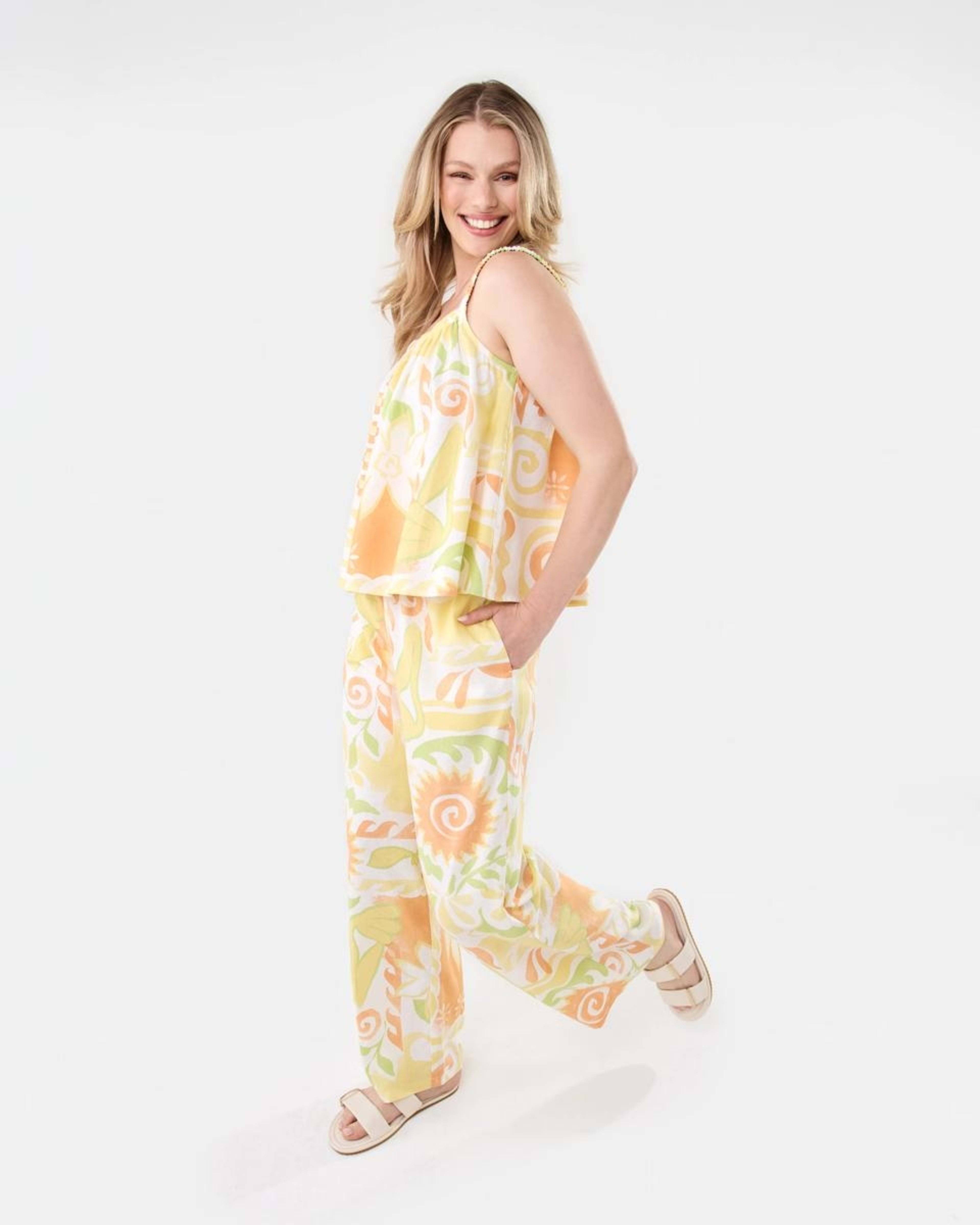 3 Sleeveless Square Neck Linen Blend Top Smmer Tile, 3 of 9