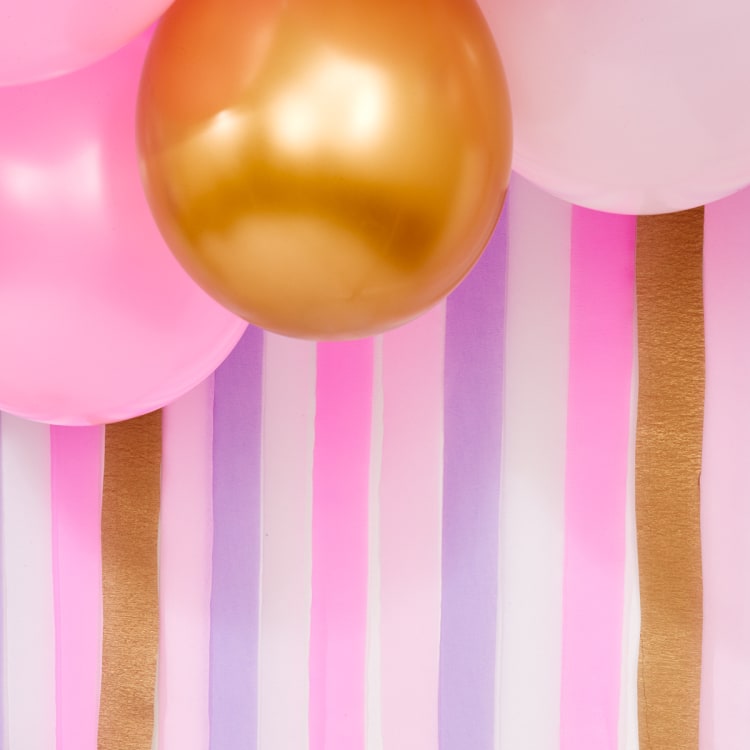 Extreme Balloon and Streamer Backdrop Kmart