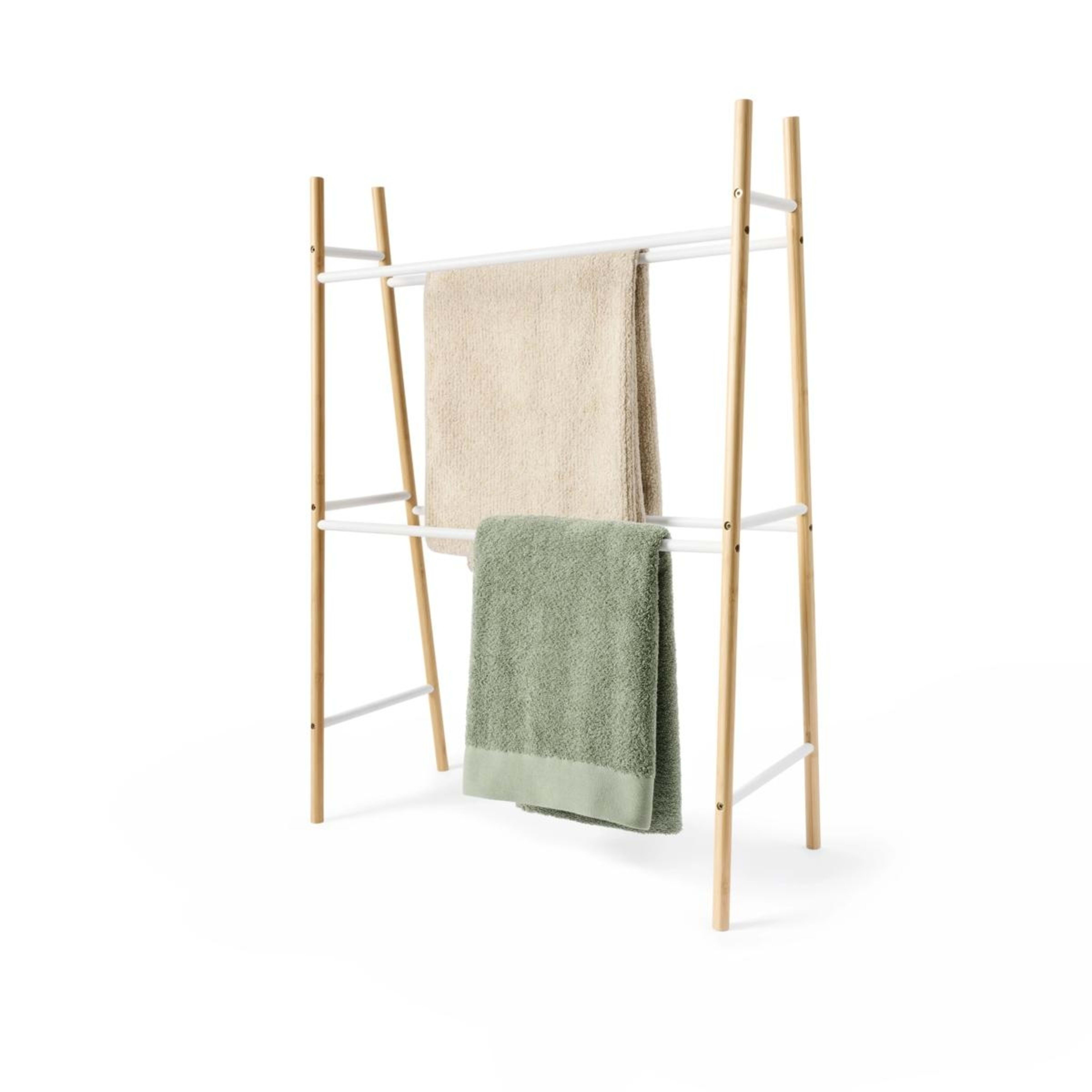 1 Bamboo and White Towel Rack