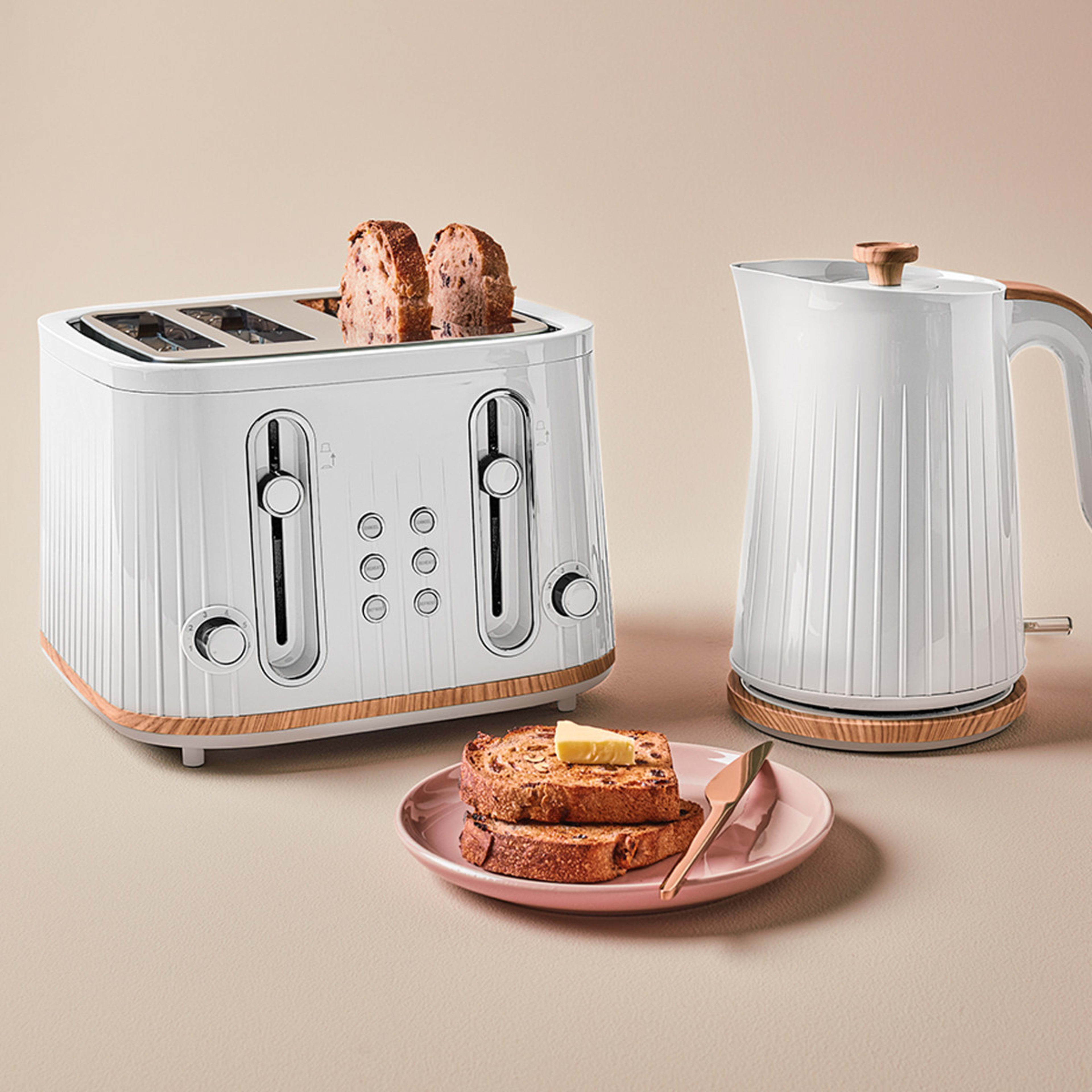 8 4 Slice Toaster - White, 8 of 8