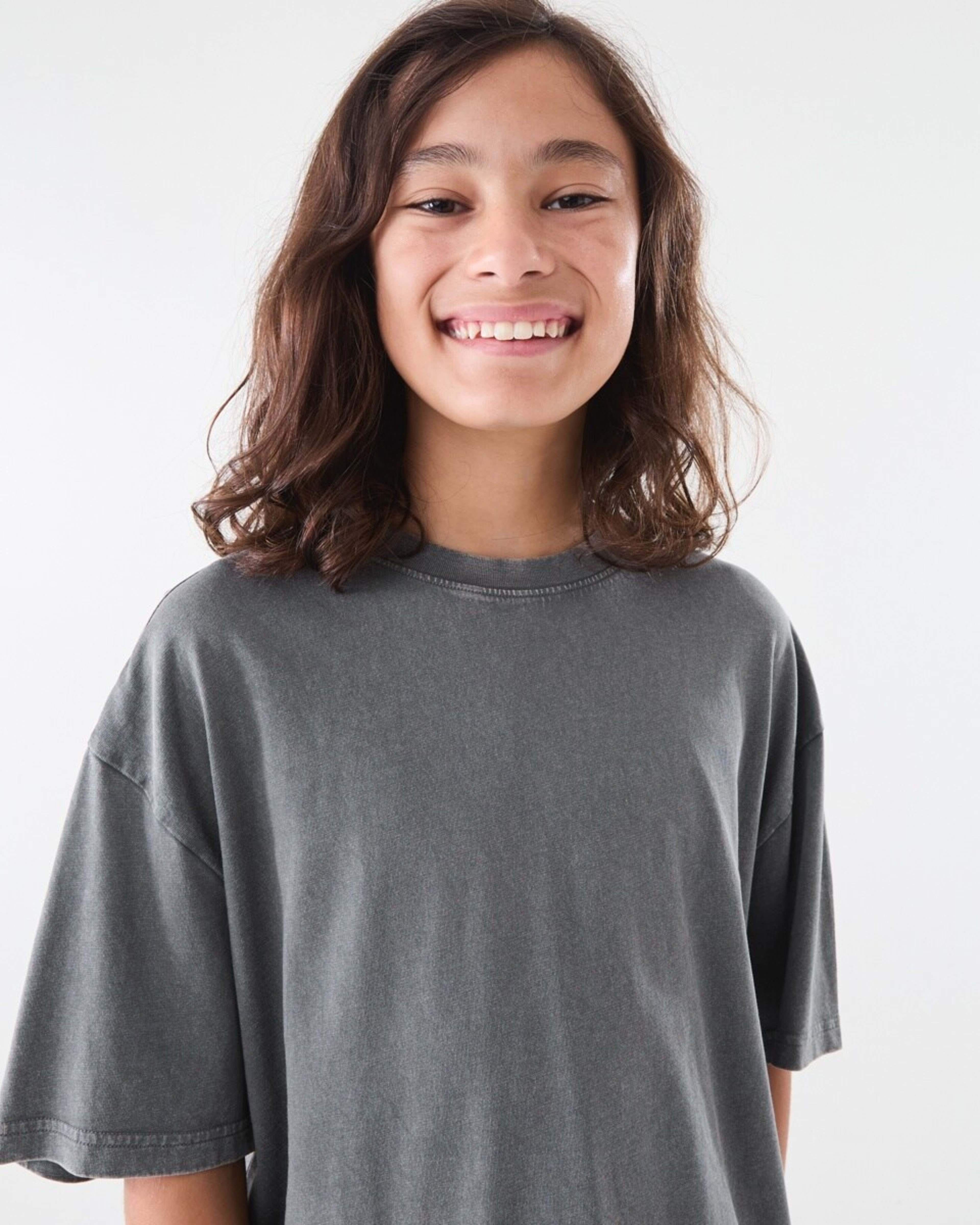 3 Short Sleeve Oversized Acid Wash T-shirt Magnet, 3 of 6