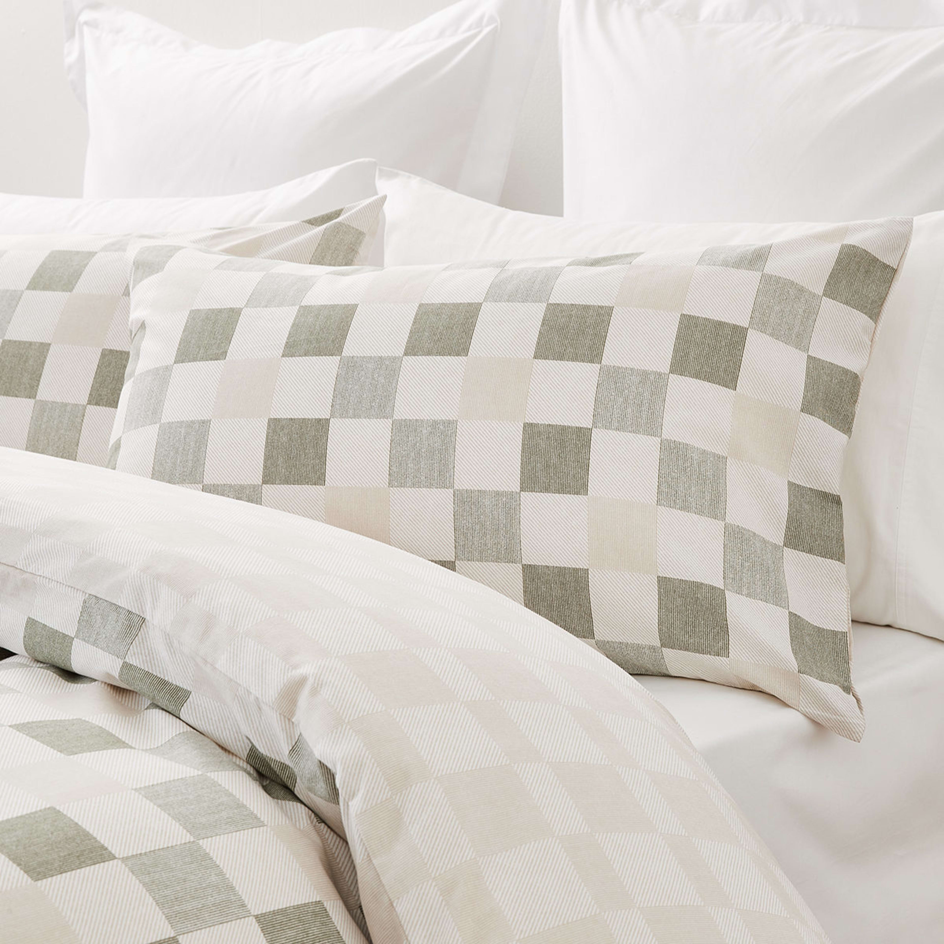 3 Remy Reversible Cotton Rich Quilt Cover Set - King Bed, 3 of 7