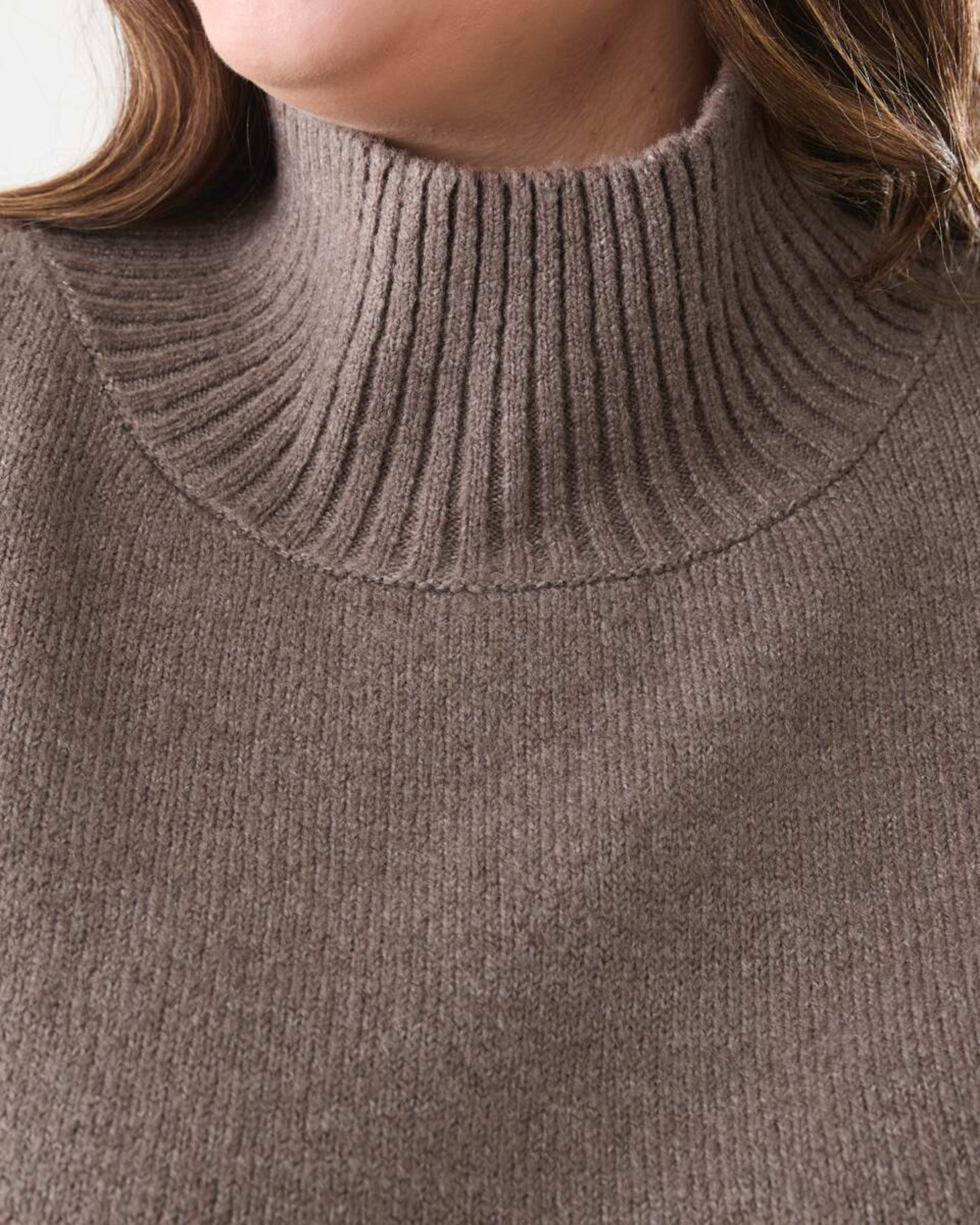 5 Curve Funnel Neck Jumper Taupe Mrl, 5 of 6