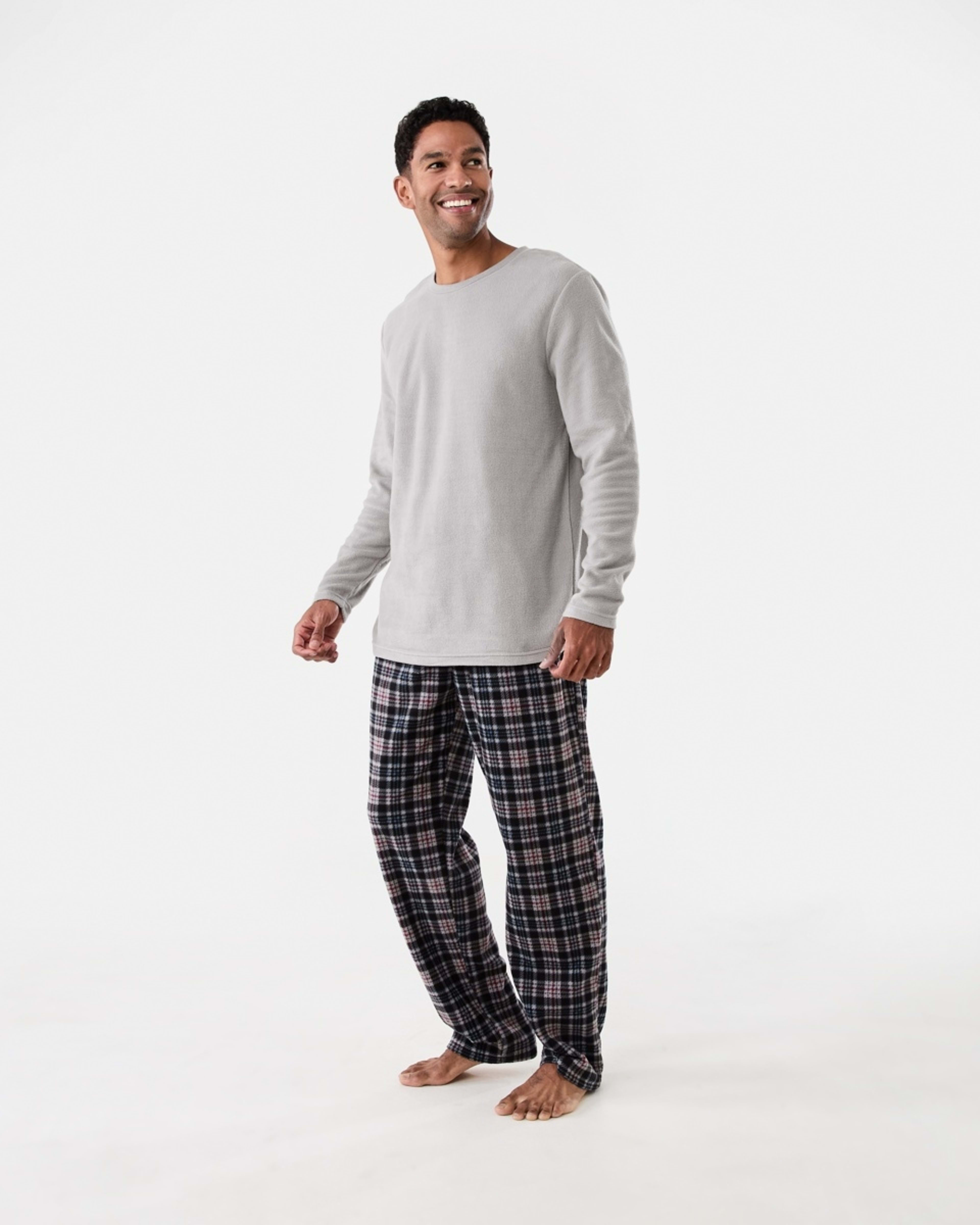 2 Long Sleeve Fleece Pyjama Set Hockeychk, 2 of 7