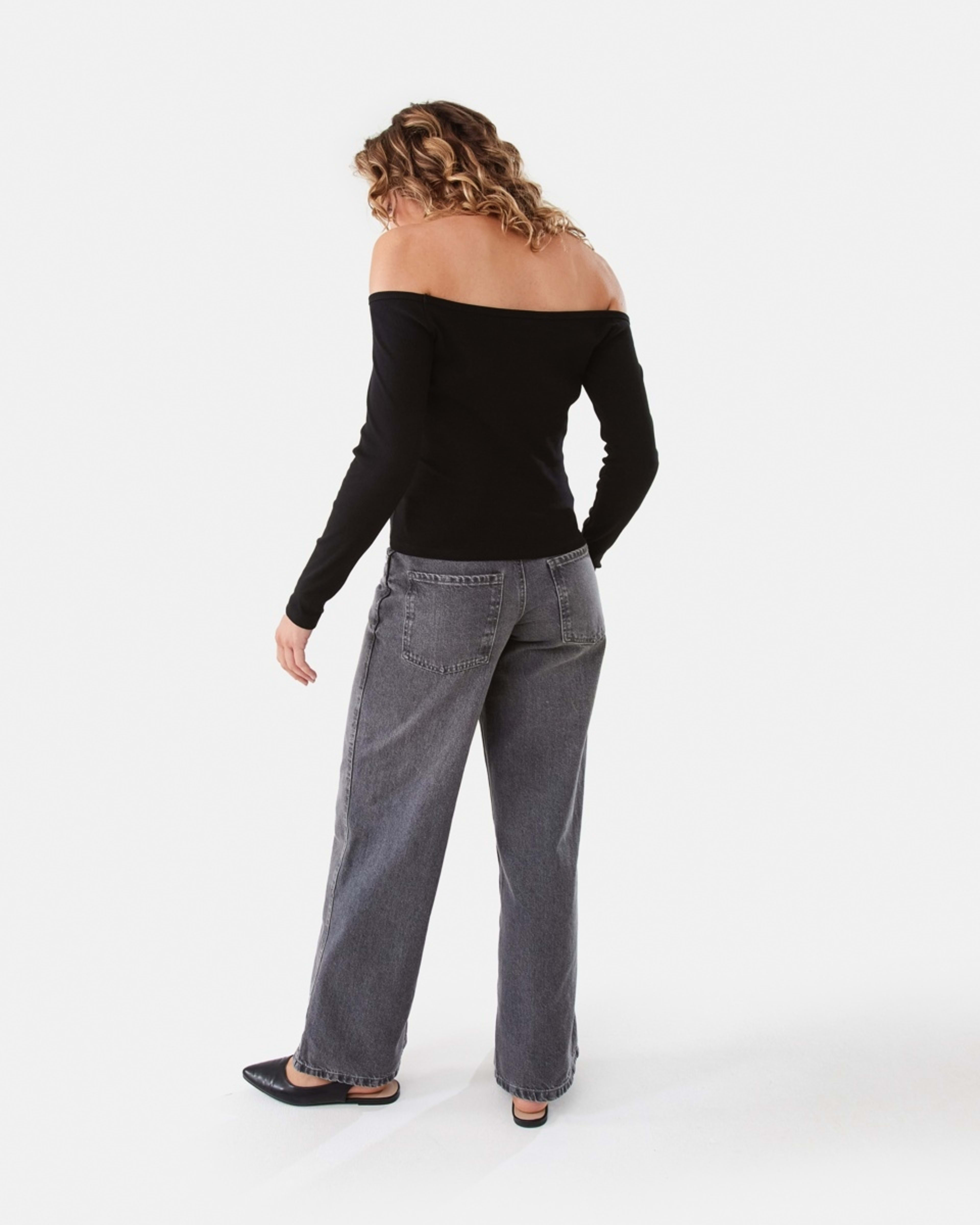 4 Long Sleeve Stud Detail Top Black, 4 of 8