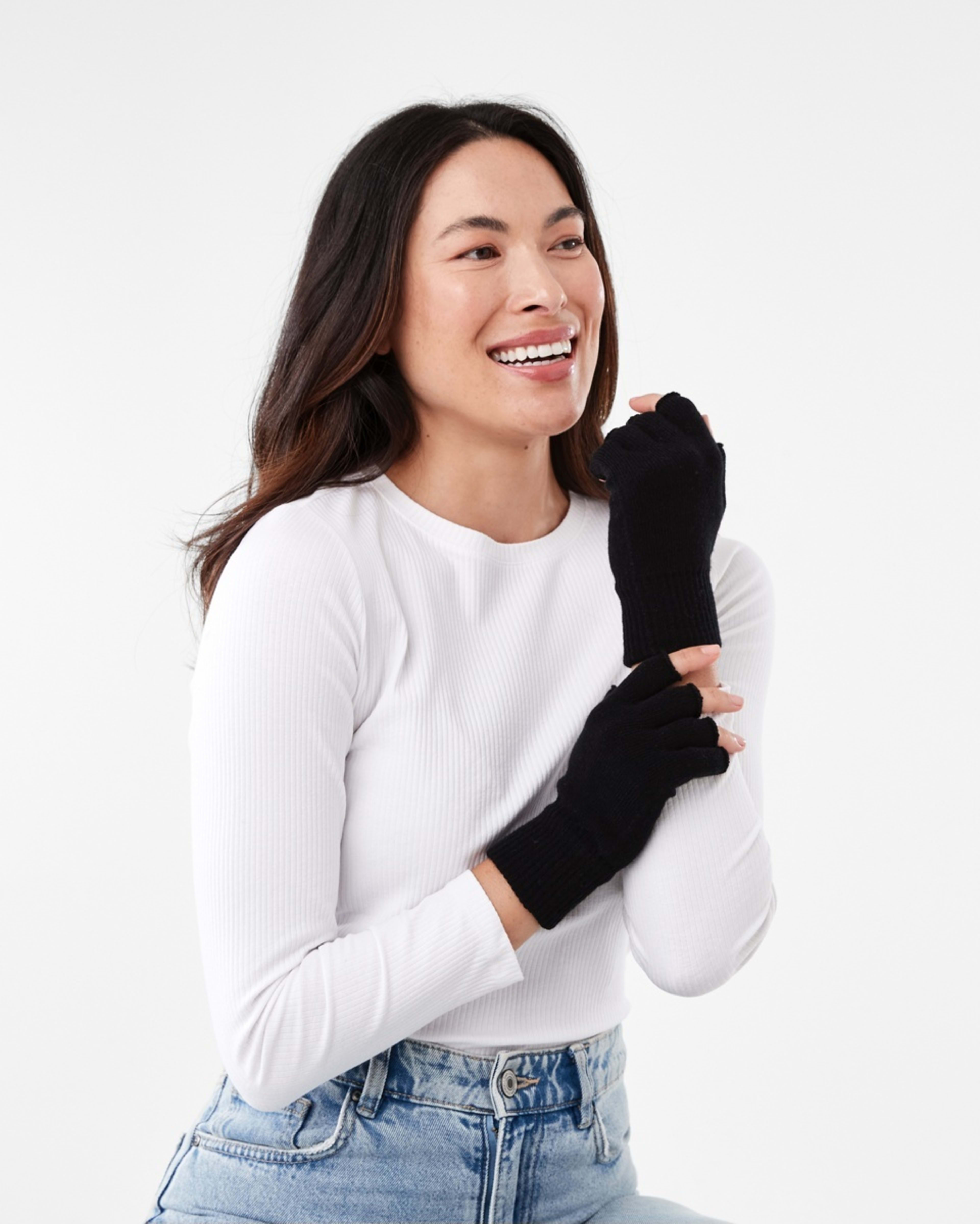 3 Fingerless Gloves Black, 3 of 3