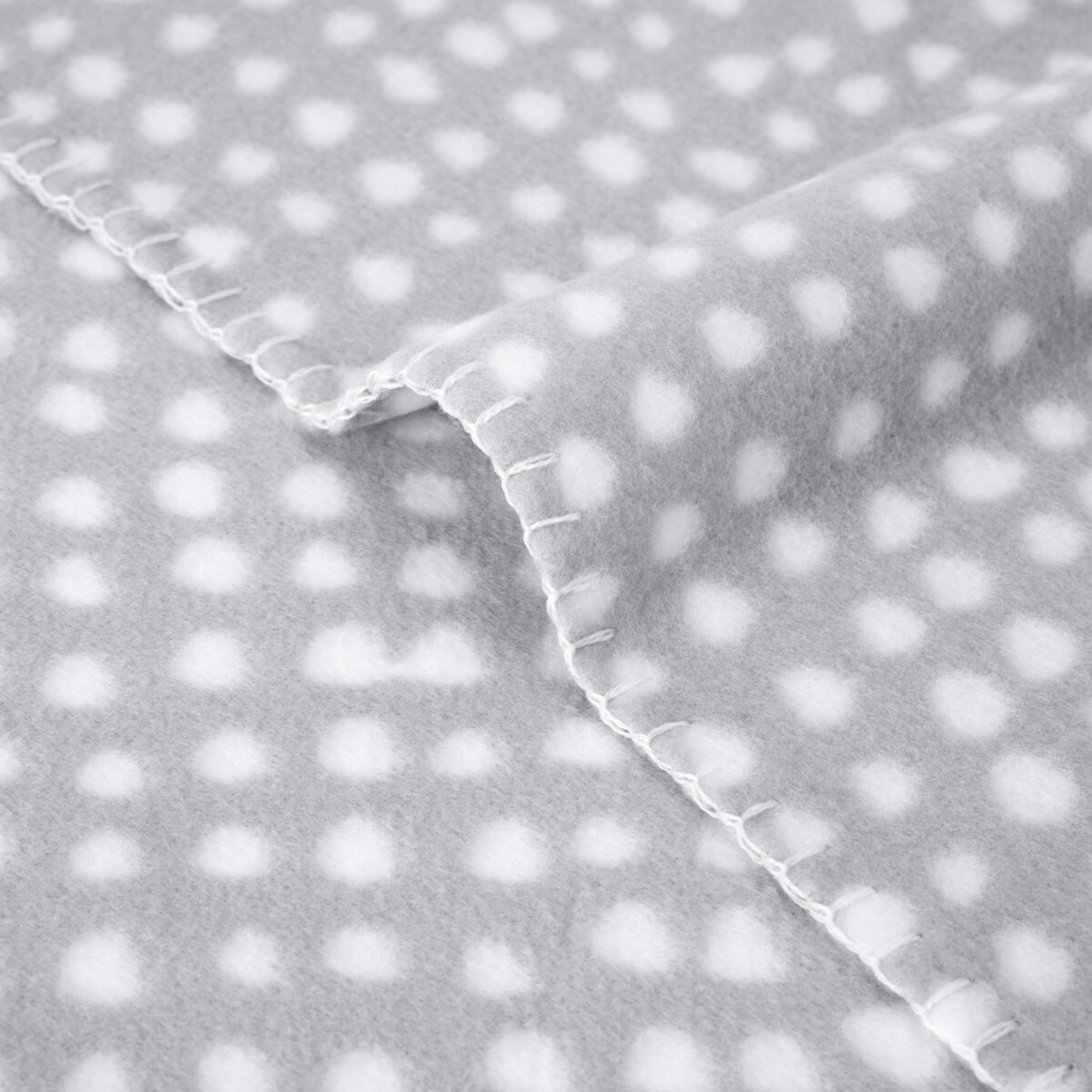 5 Pet Blanket Fleece - Large, 5 of 8