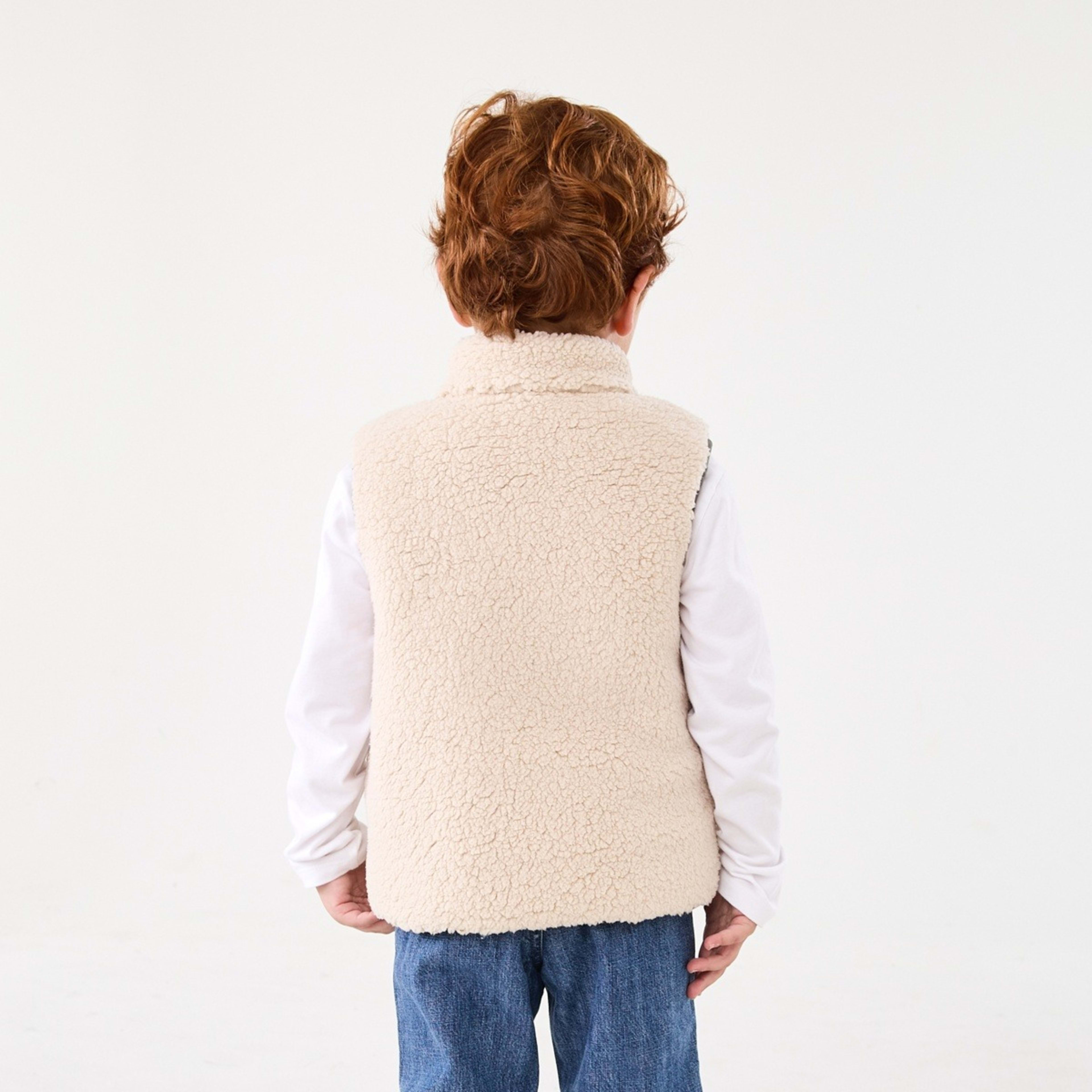 2 Sherpa Vest Natural Ecru, 2 of 9