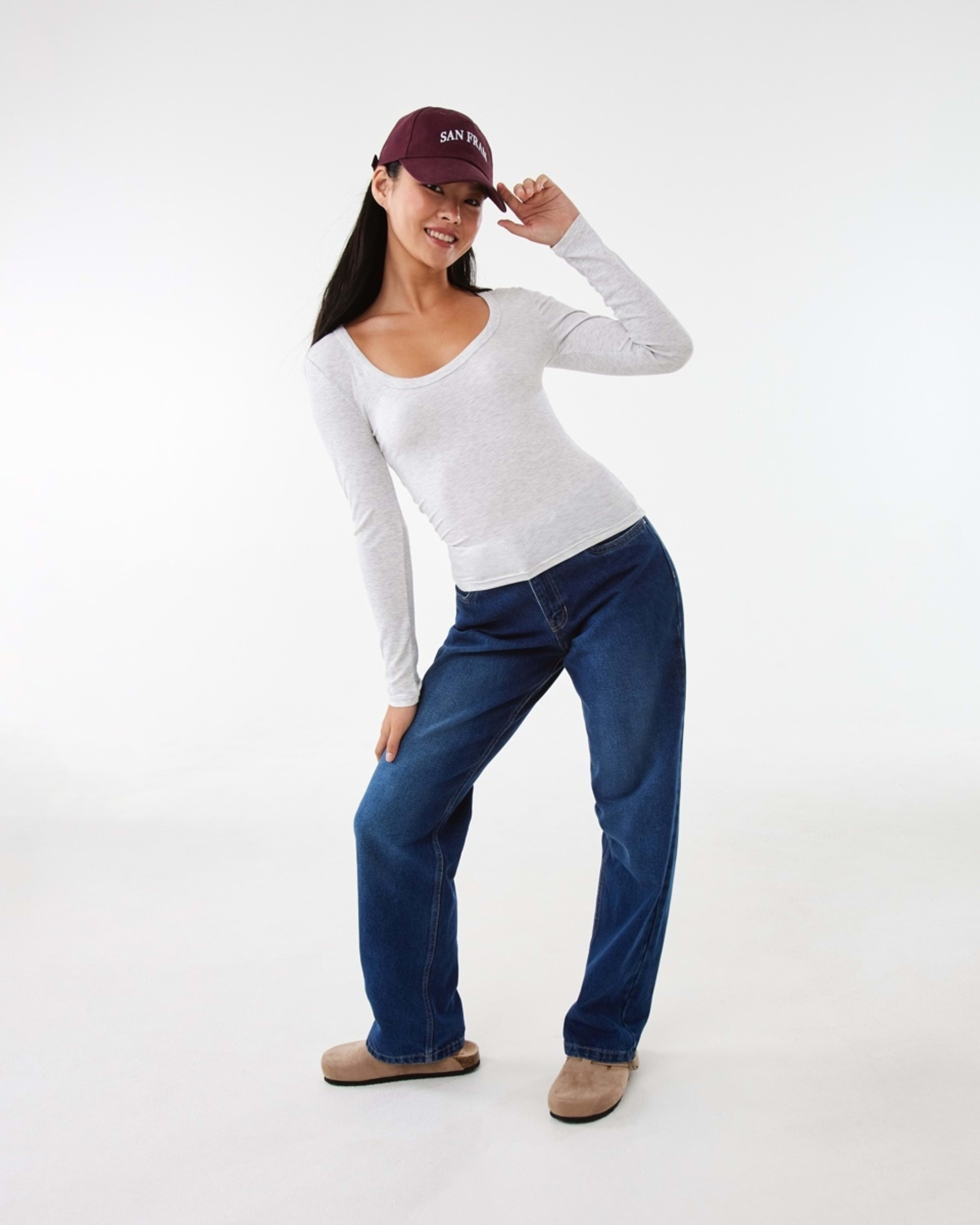 7 Slogan Cap SAN FRAN WARM MULBERRY, 7 of 7