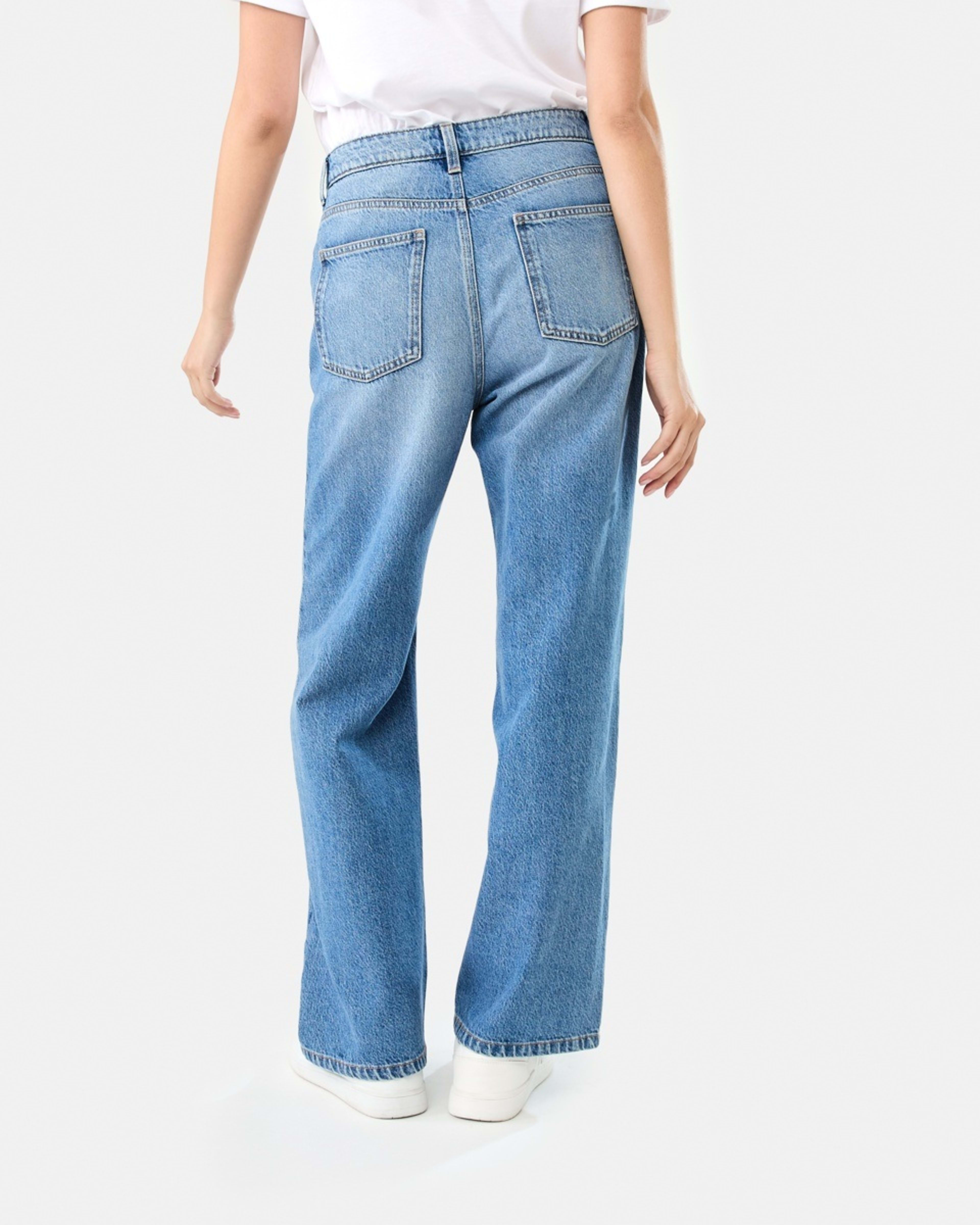 4 Straight Leg Jeans MID WASH, 4 of 11