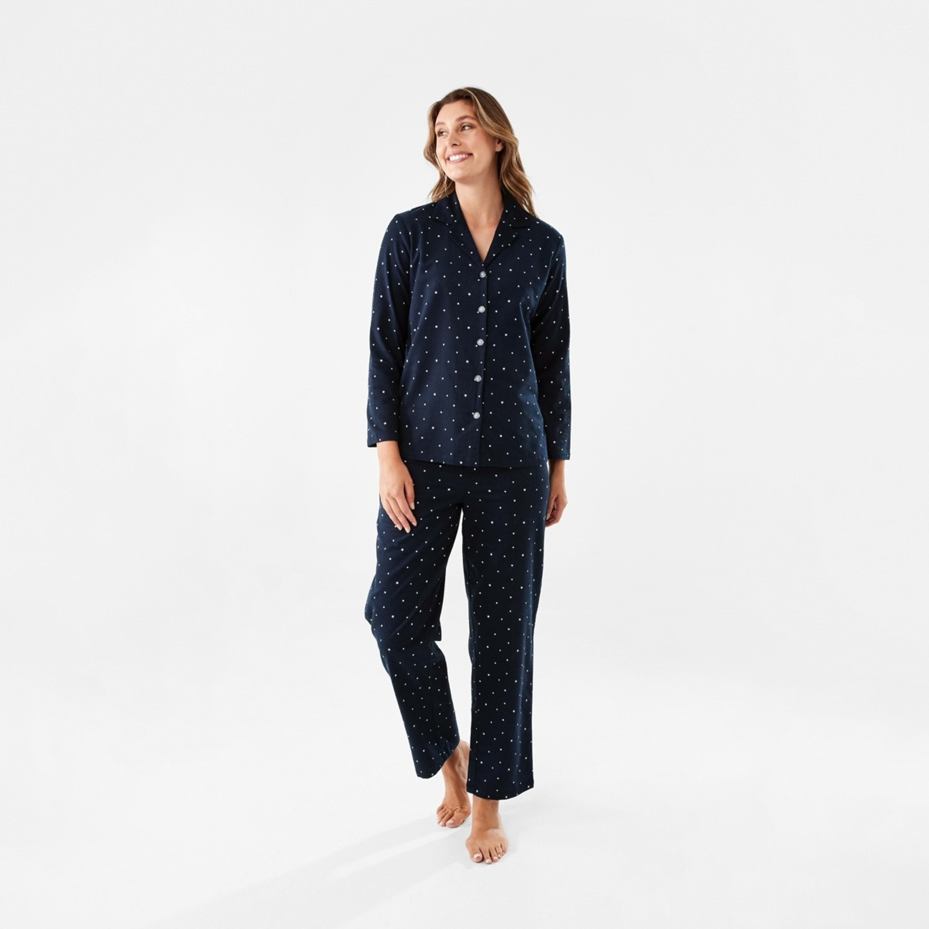 1 Flannel Pyjama Set Sml Star, 1 of 7