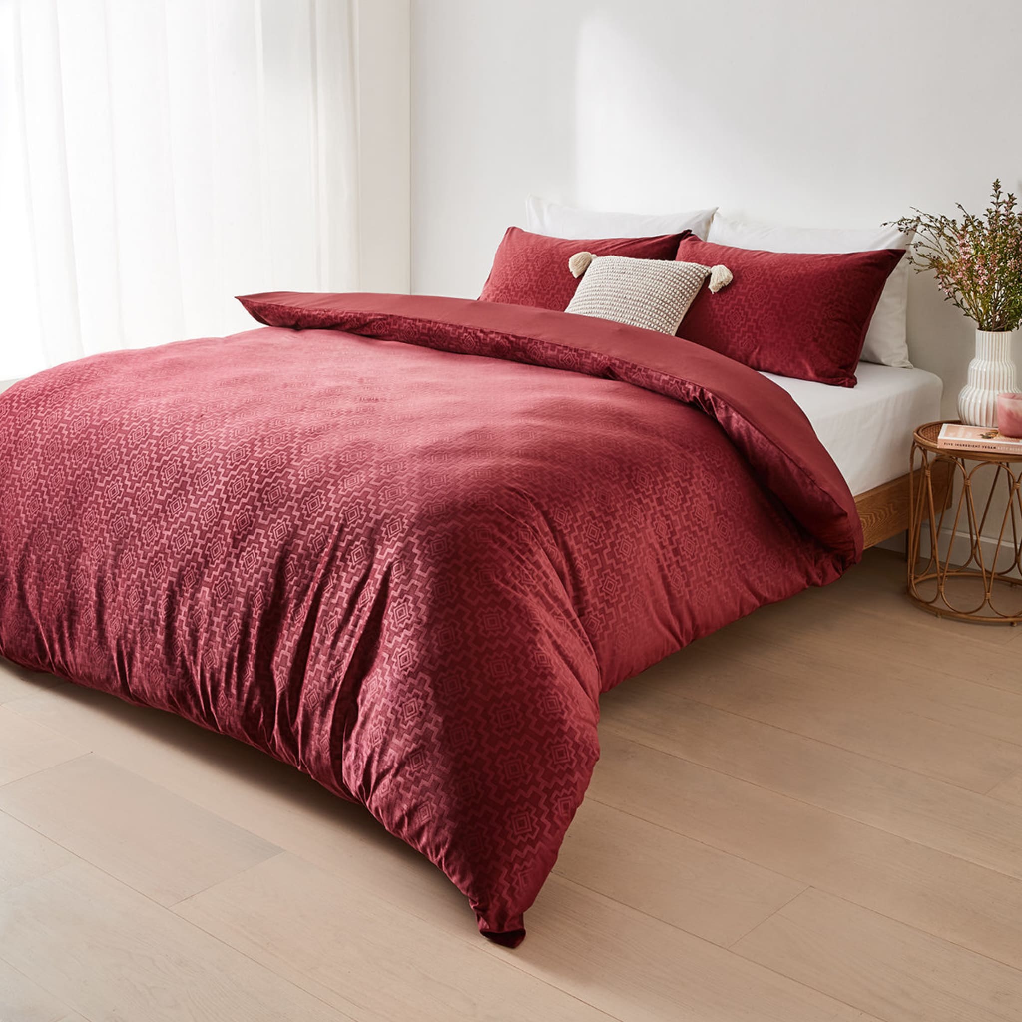 Rose Quilt Cover Set Super King Bed, Shiraz Kmart