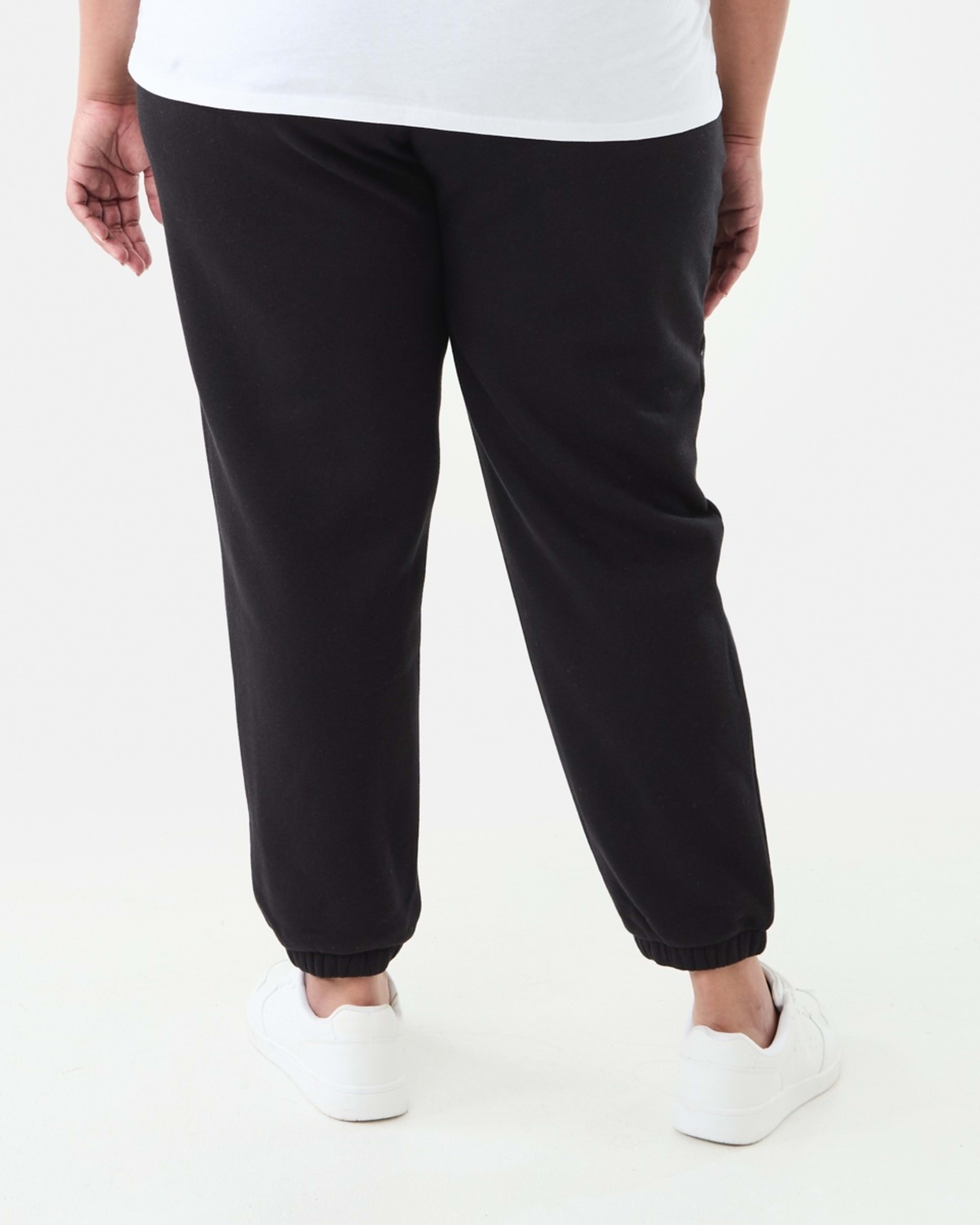3 Curve Tracksuit Cuff Joggers Black, 3 of 5