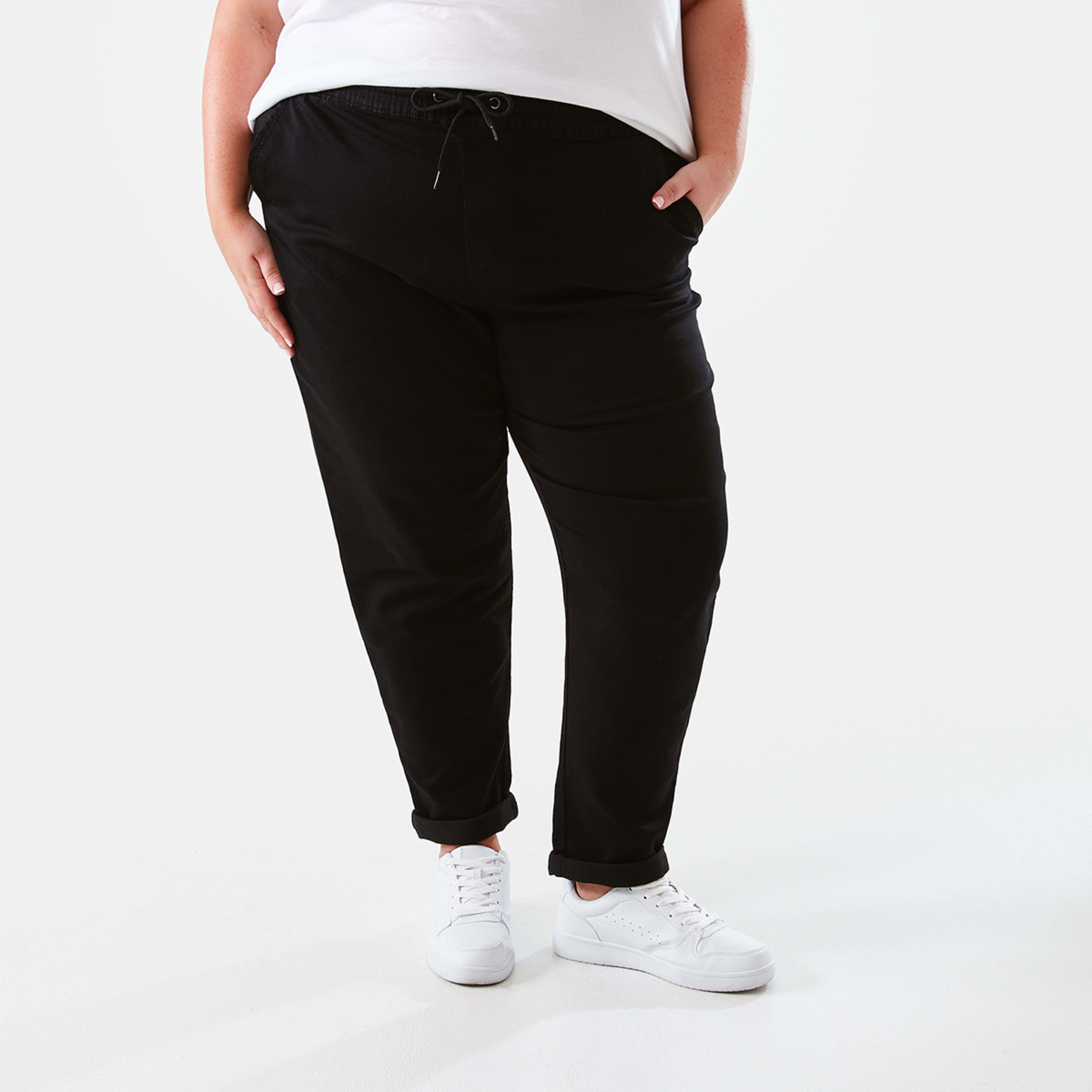 1 Curve Stretch Jogger Jeans Black, 1 of 5